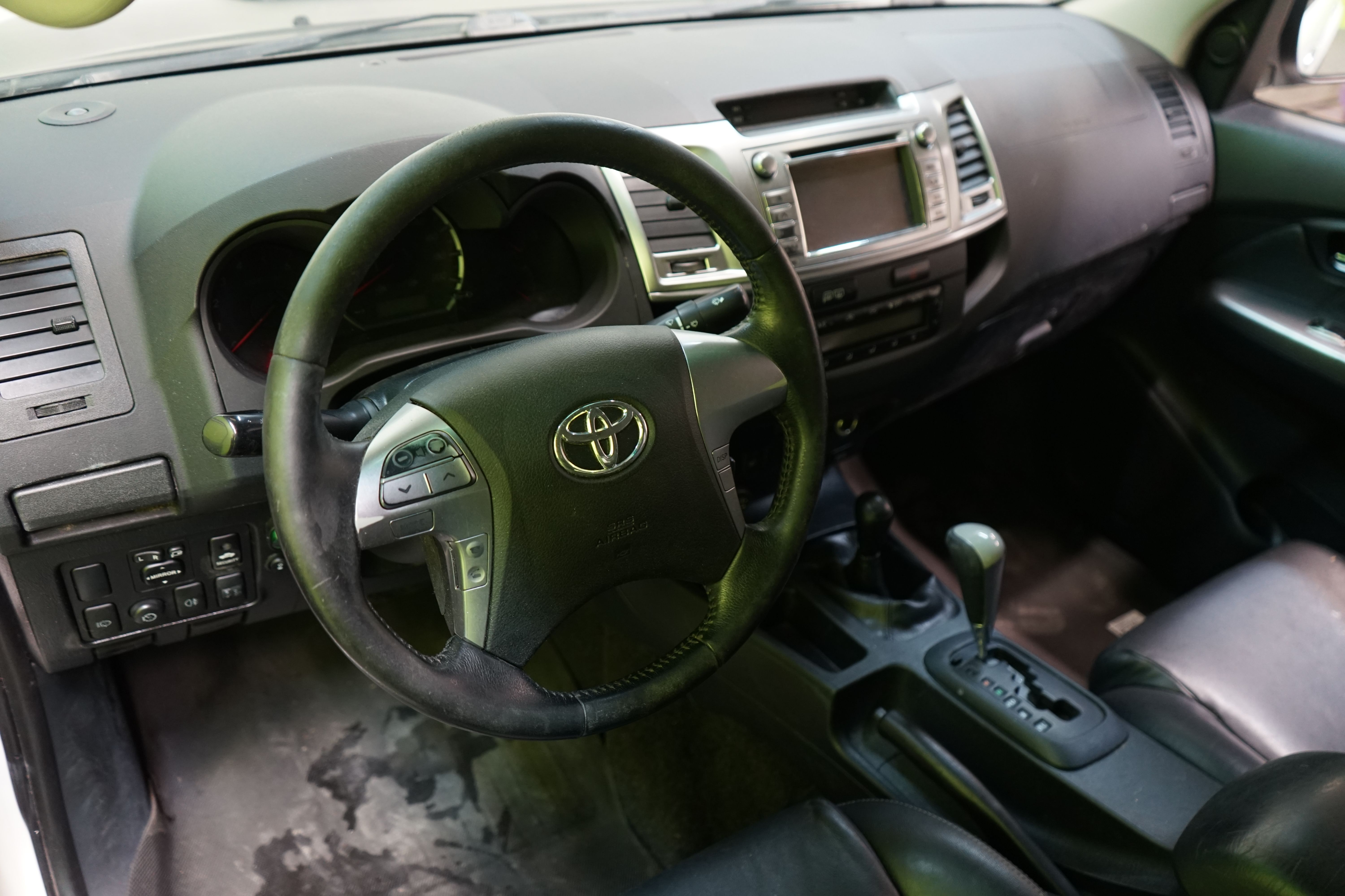 Toyota Hilux 2014