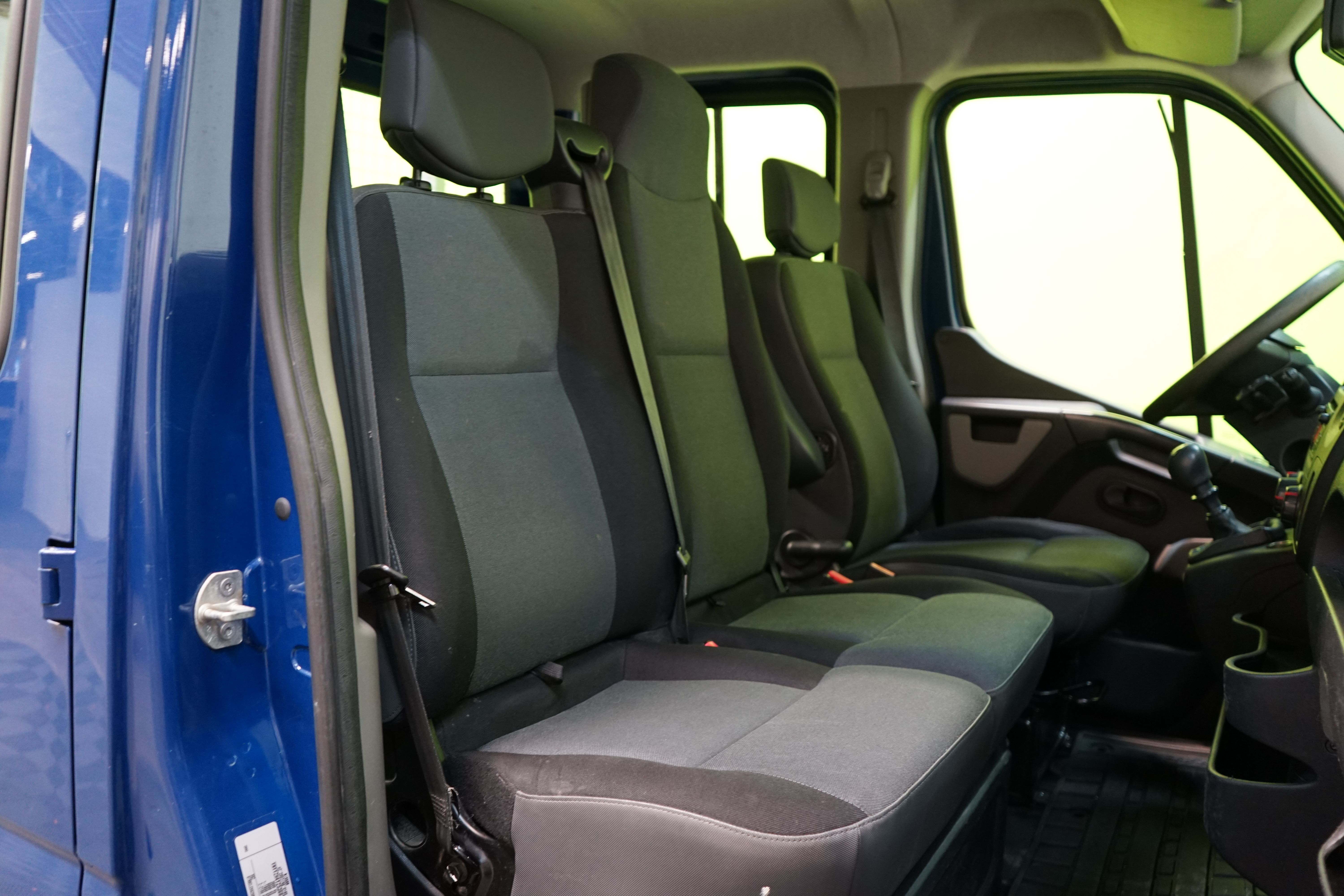 Nissan NV400 2015