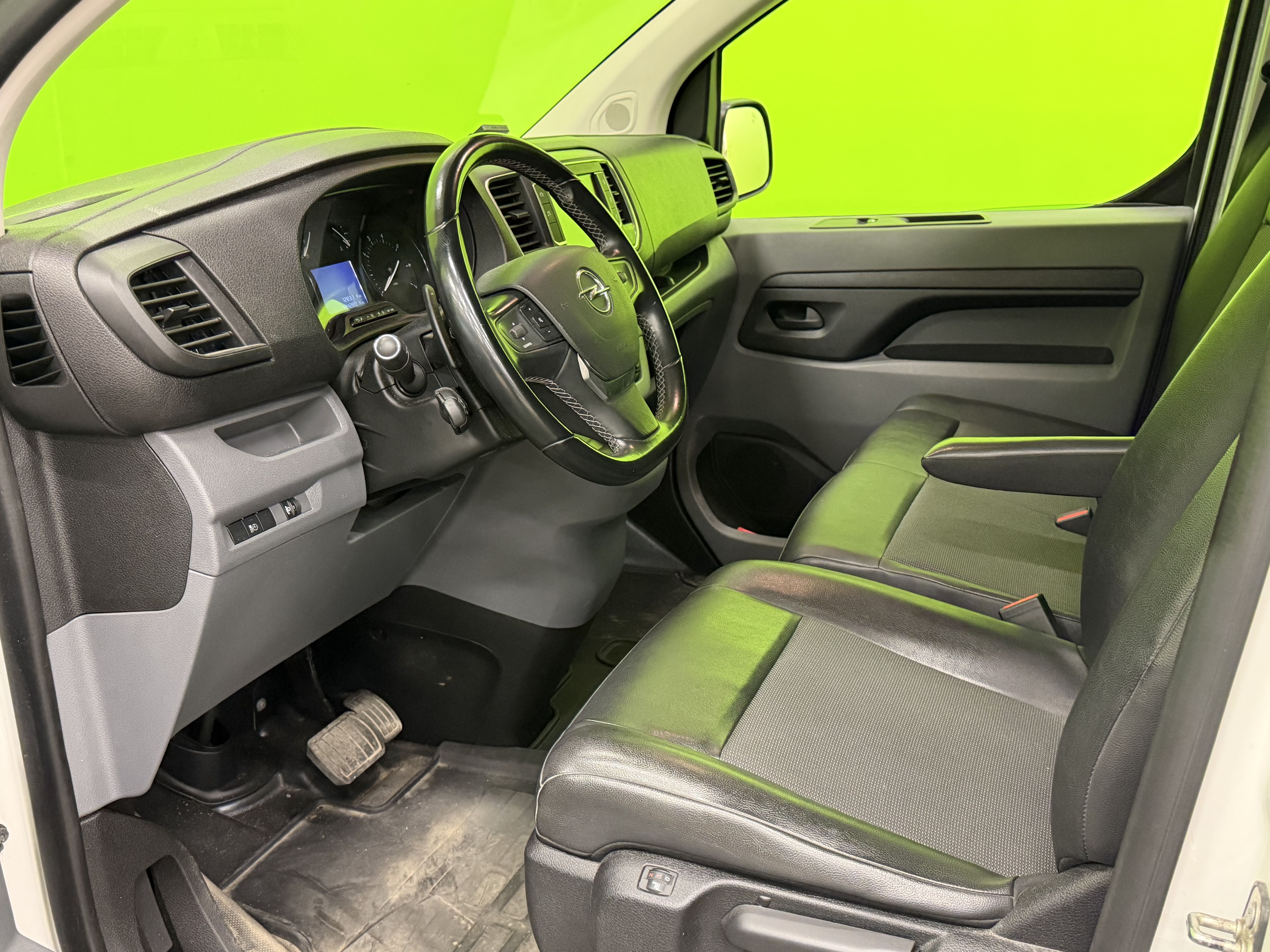 Opel Vivaro 2021