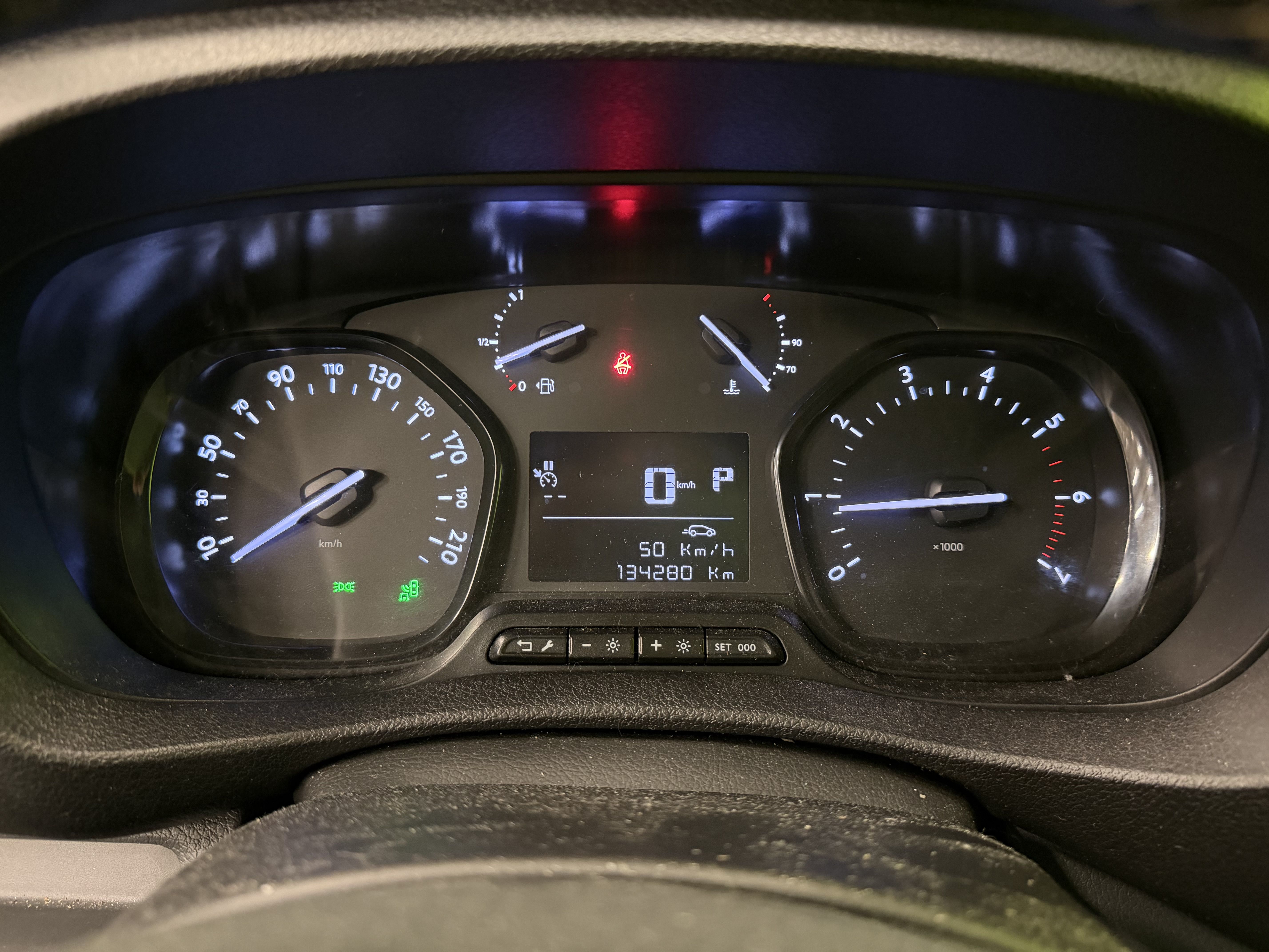 Opel Vivaro 2021