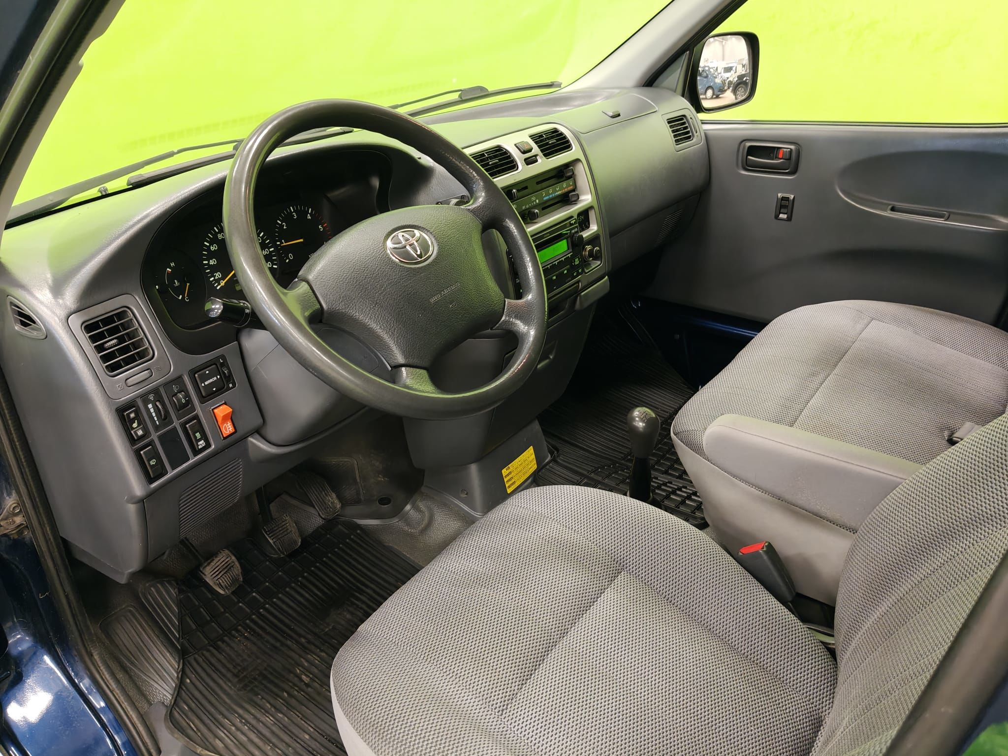 Toyota Hiace 2007