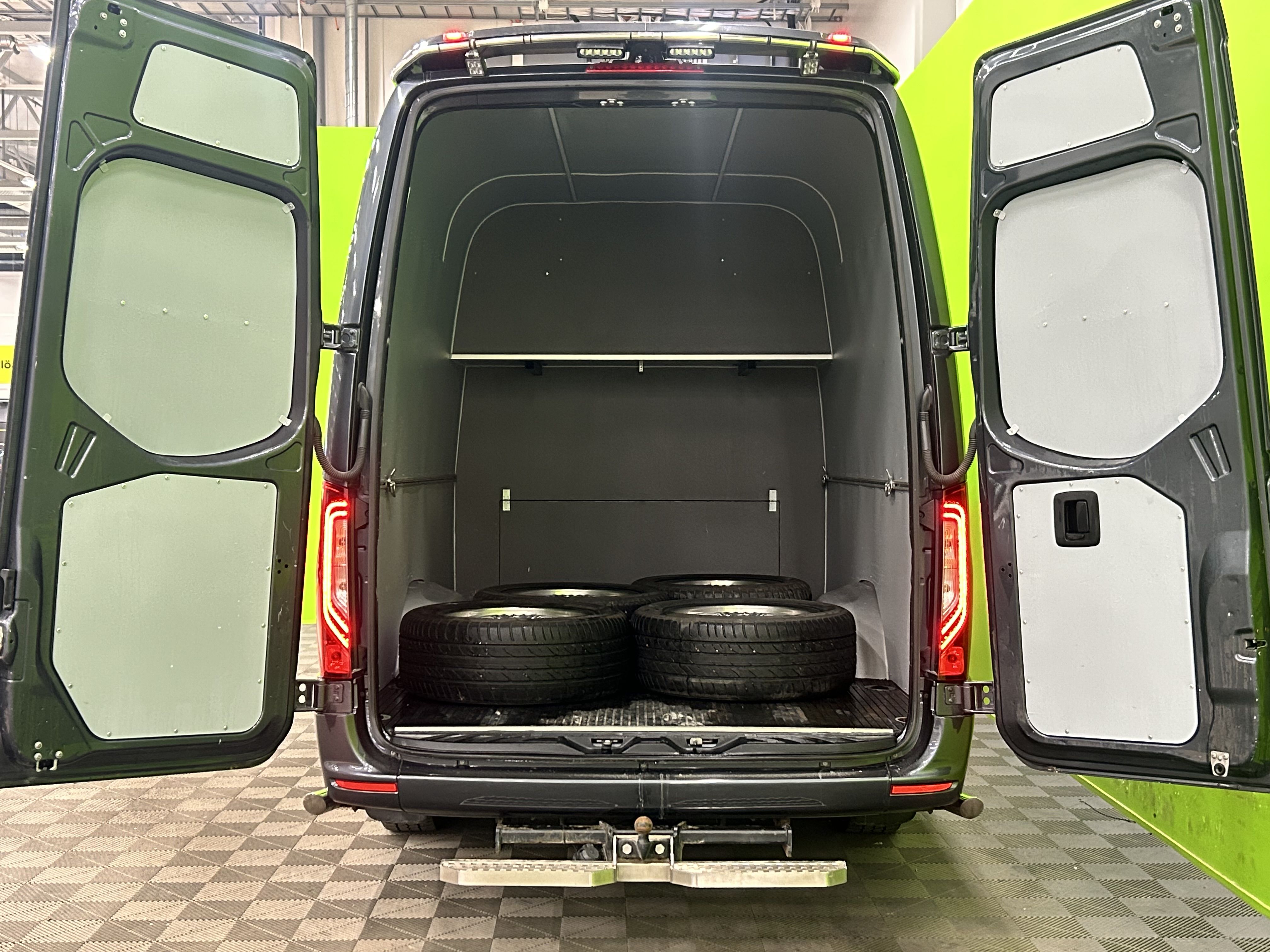 Mercedes-Benz Sprinter 2021