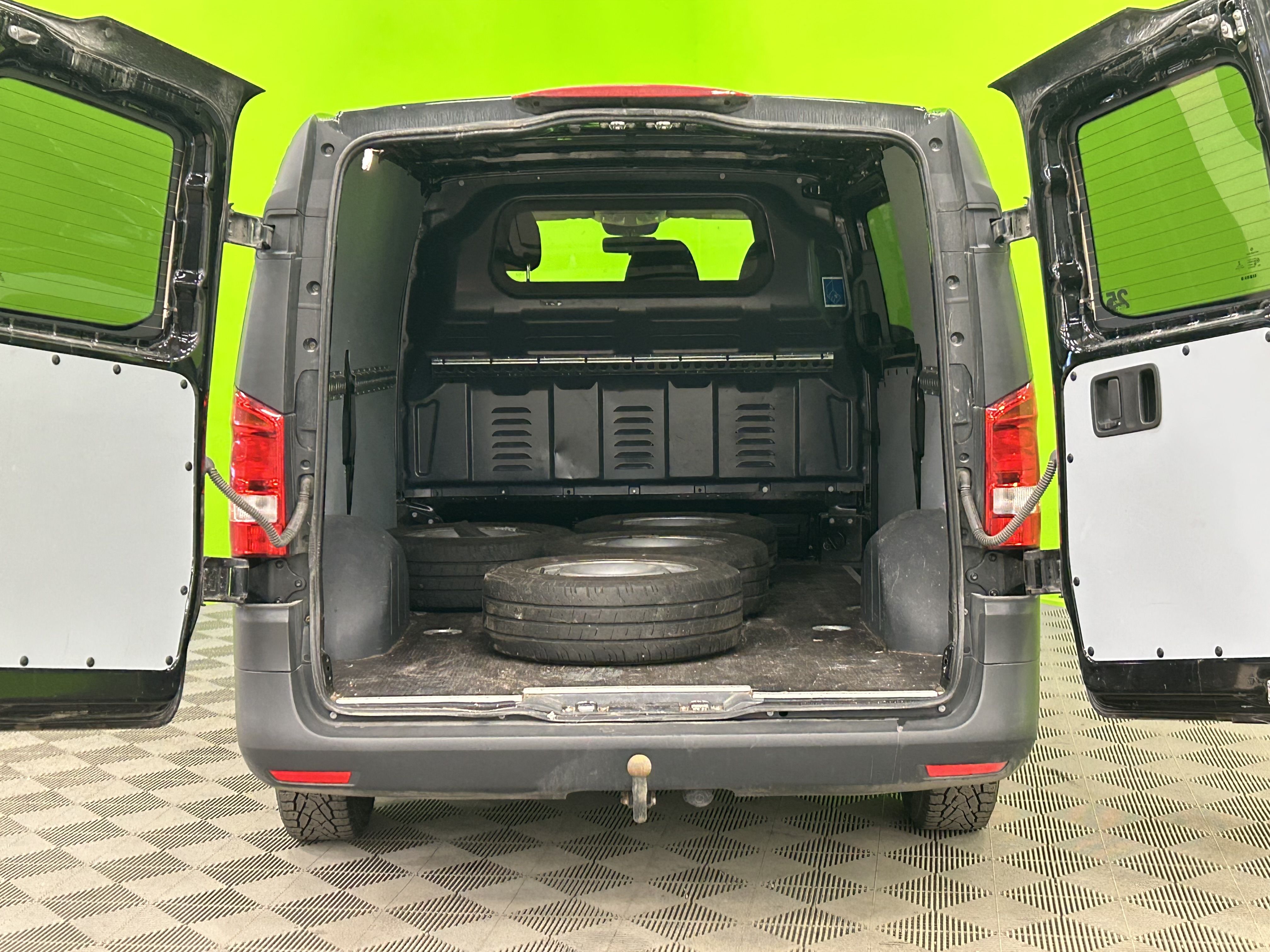 Mercedes-Benz Vito 2021