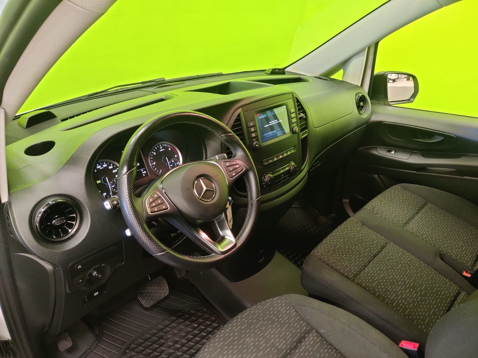 Mercedes-Benz Vito 2023