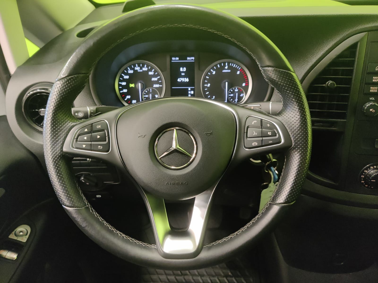 Mercedes-Benz Vito 2023