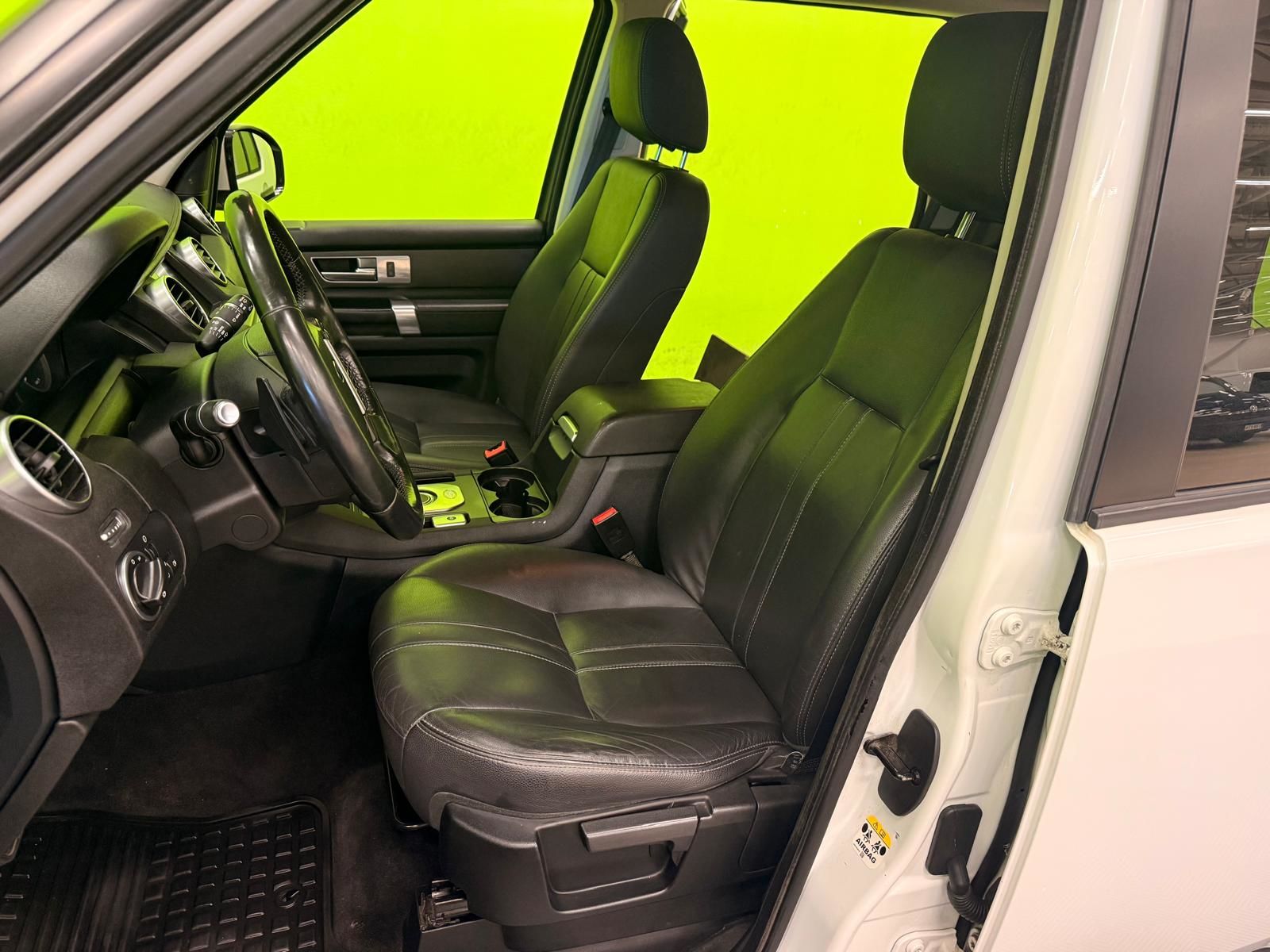 Land Rover Discovery 2016
