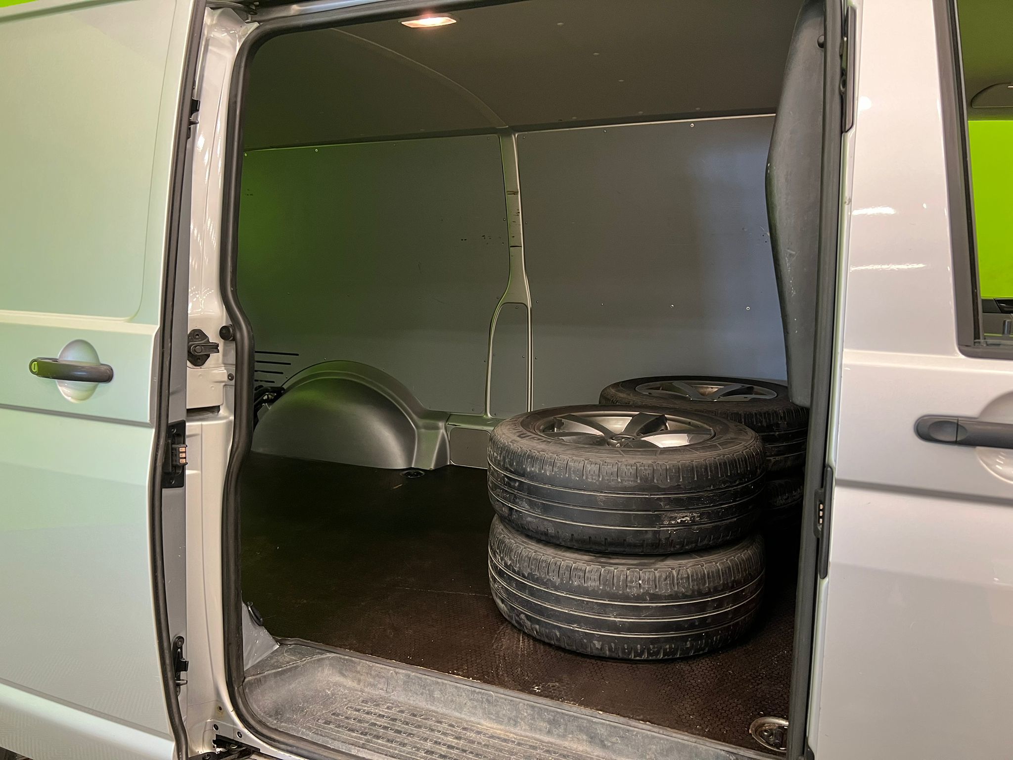 Volkswagen Transporter 2012