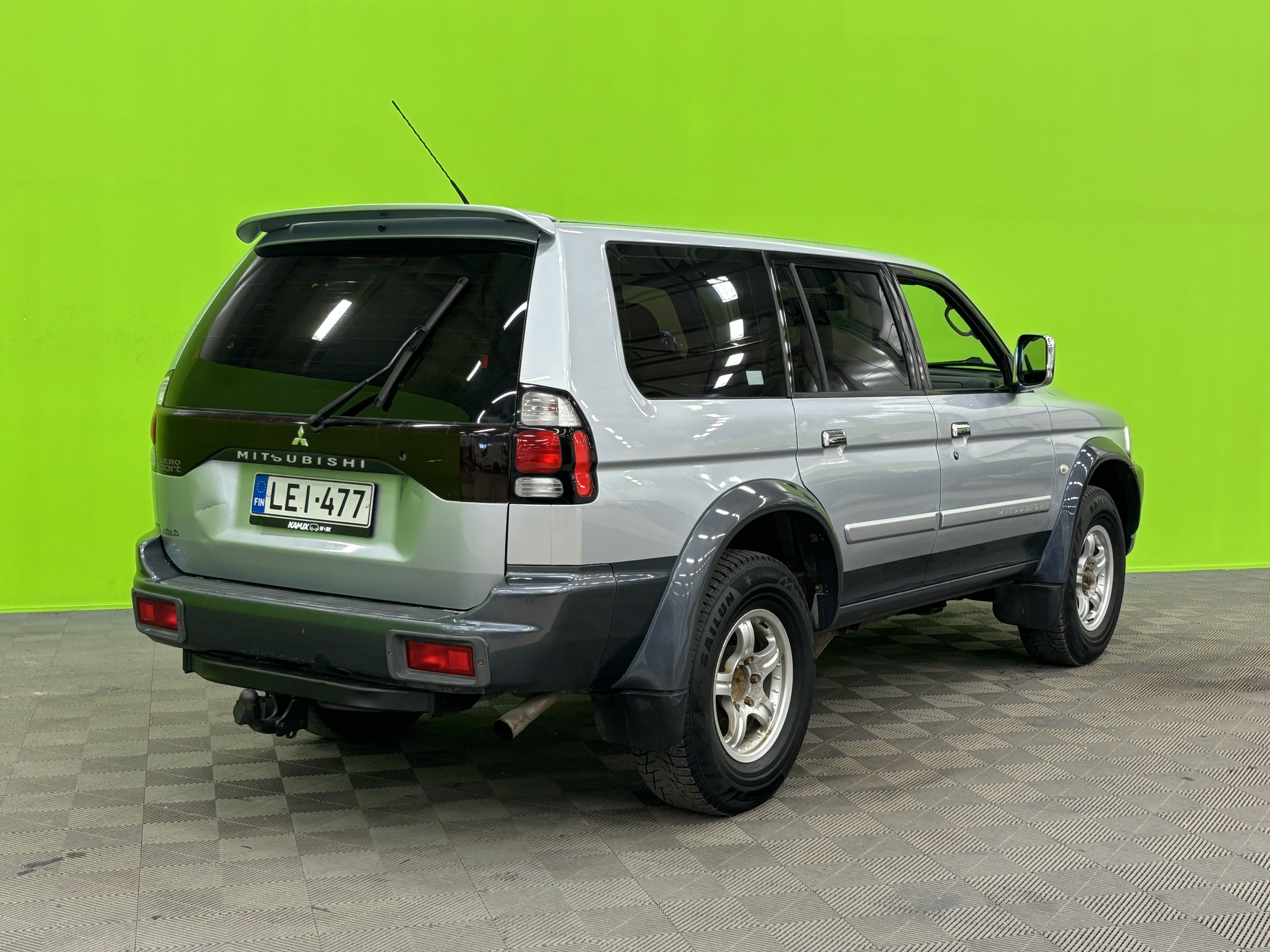 Mitsubishi Pajero Sport 2005