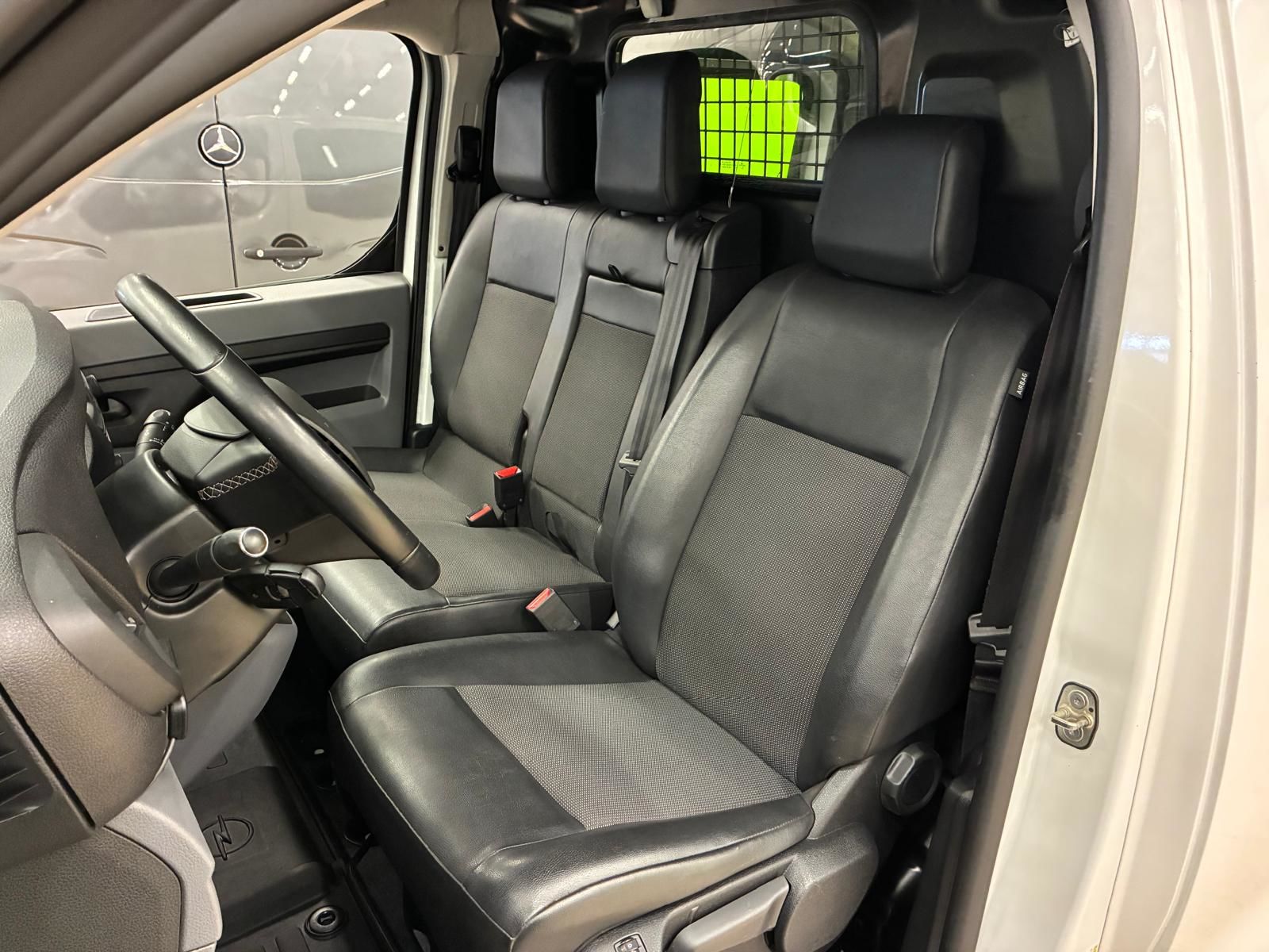 Opel Vivaro 2021
