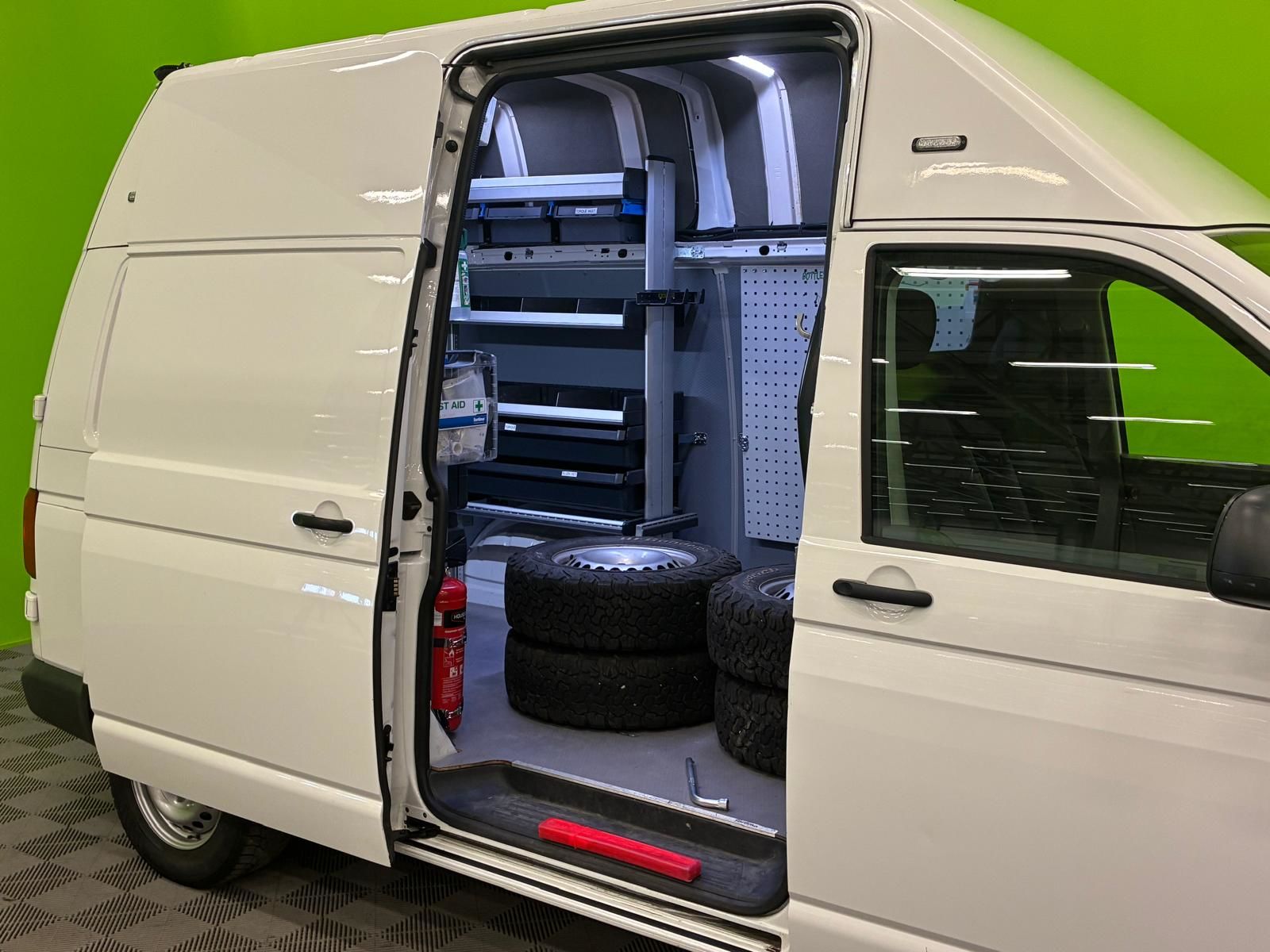 Volkswagen Transporter 2021