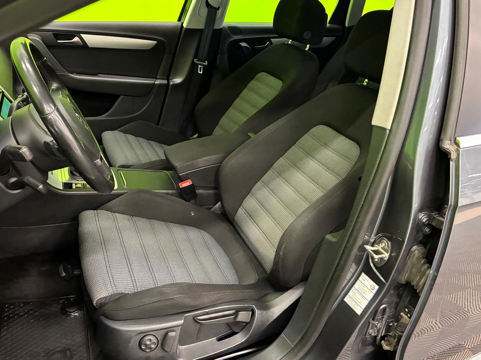 Volkswagen Passat 2013