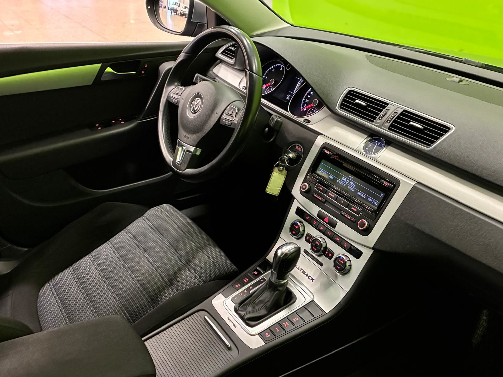 Volkswagen Passat 2013