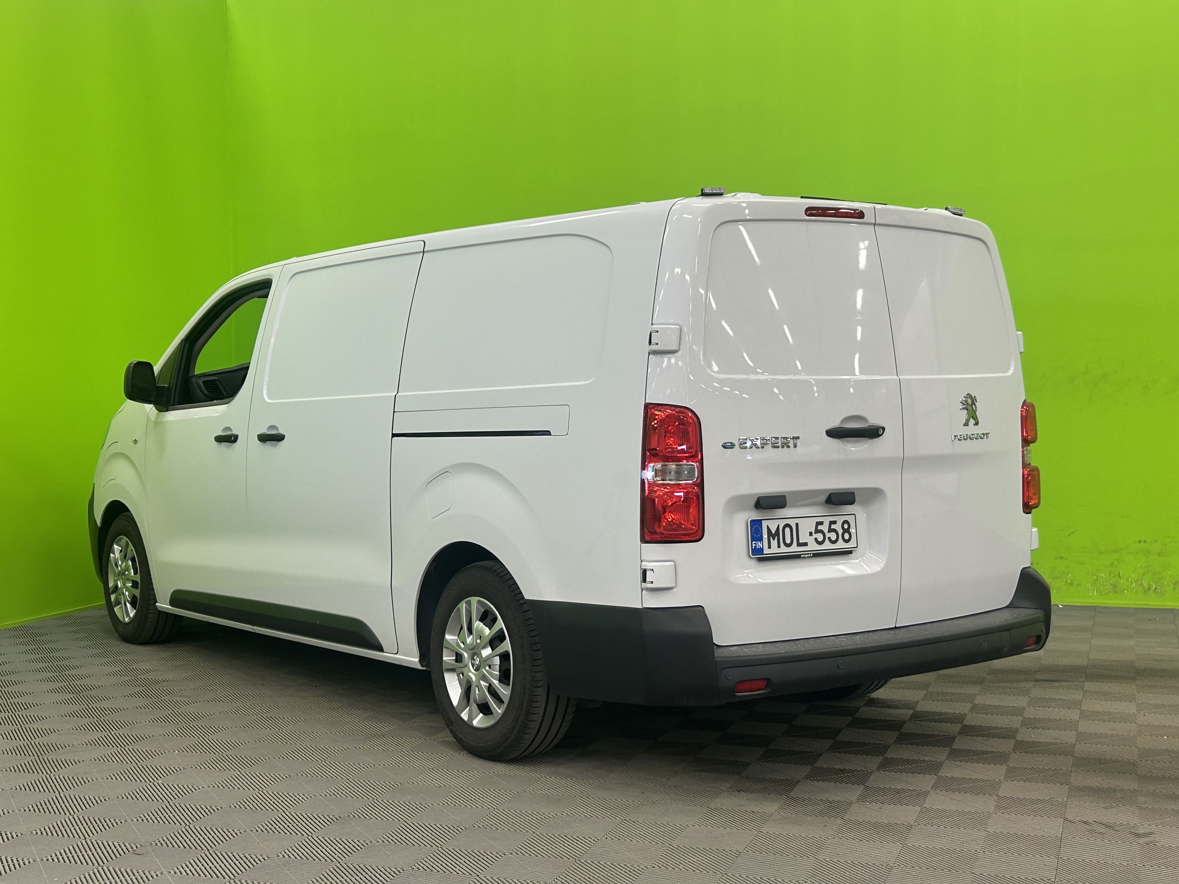 Peugeot e-Expert 2023