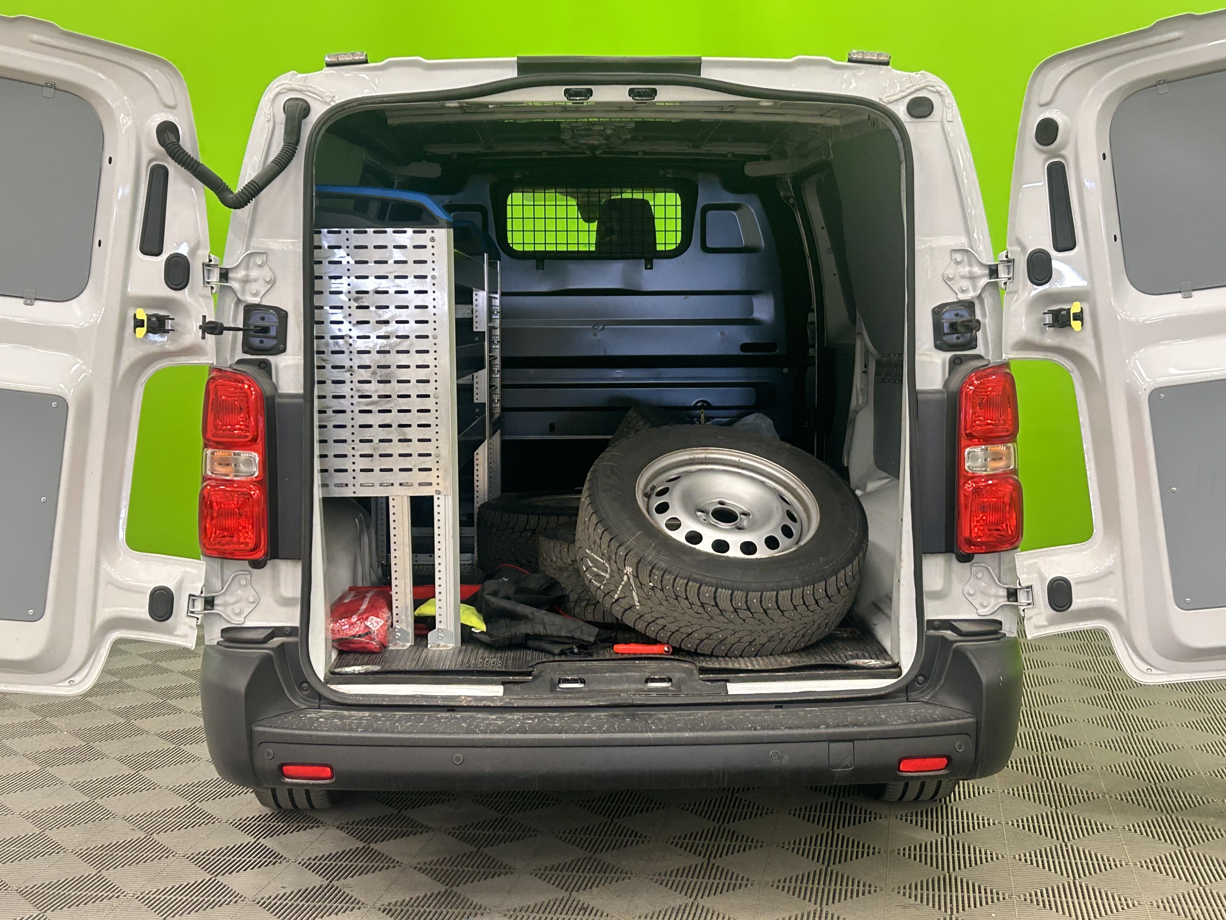 Peugeot e-Expert 2023