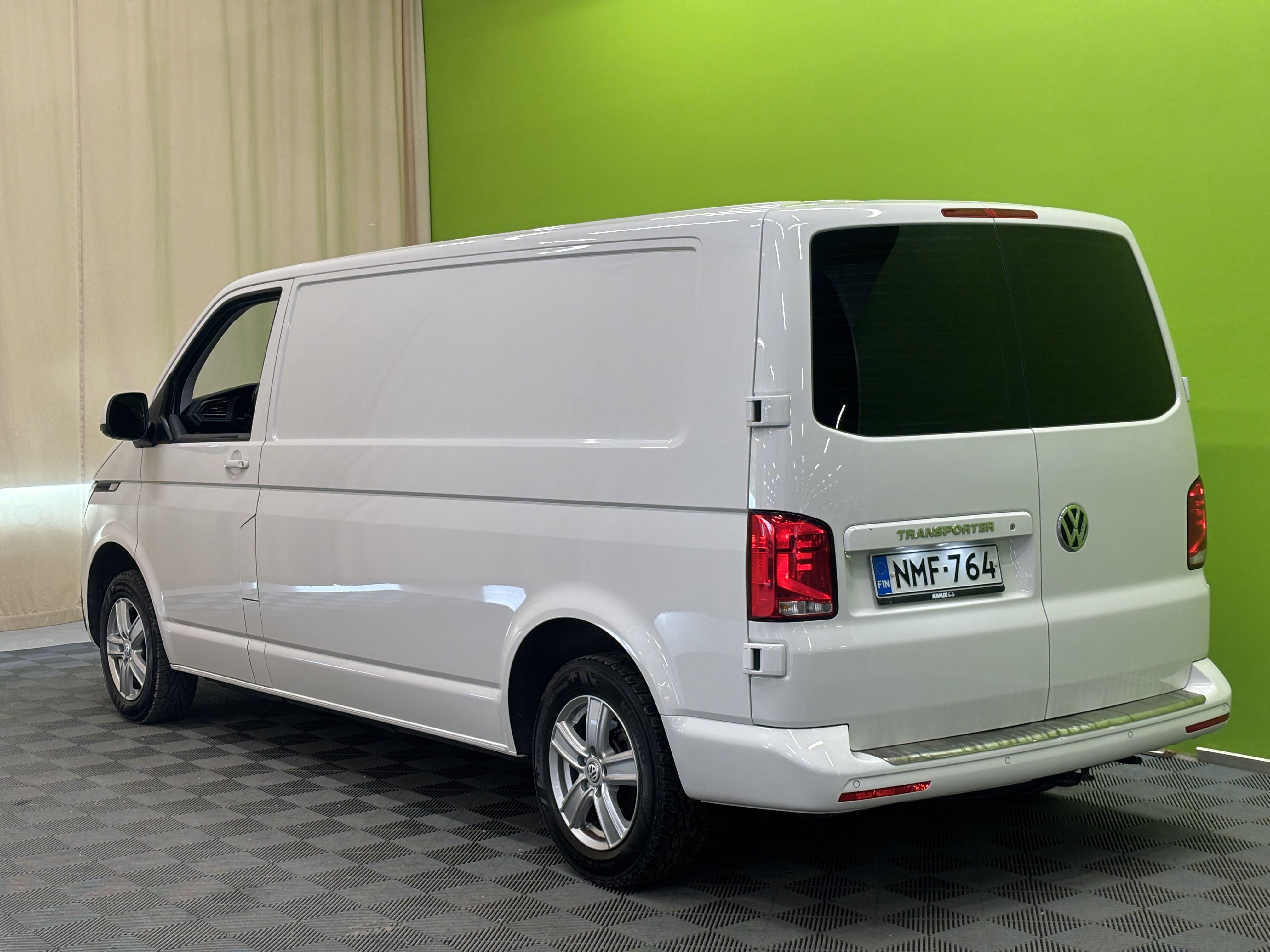 Volkswagen Transporter 2021