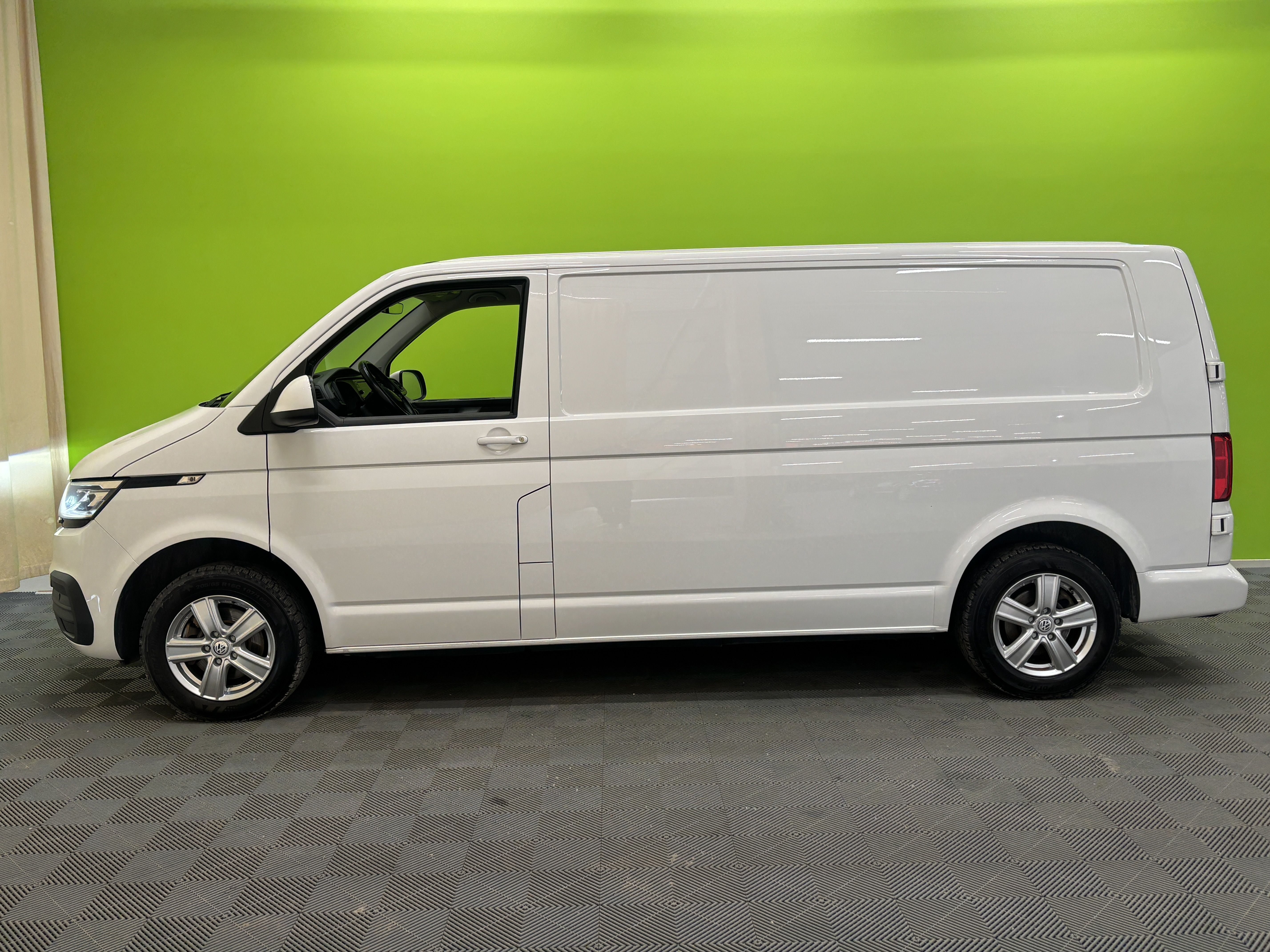 Volkswagen Transporter 2021