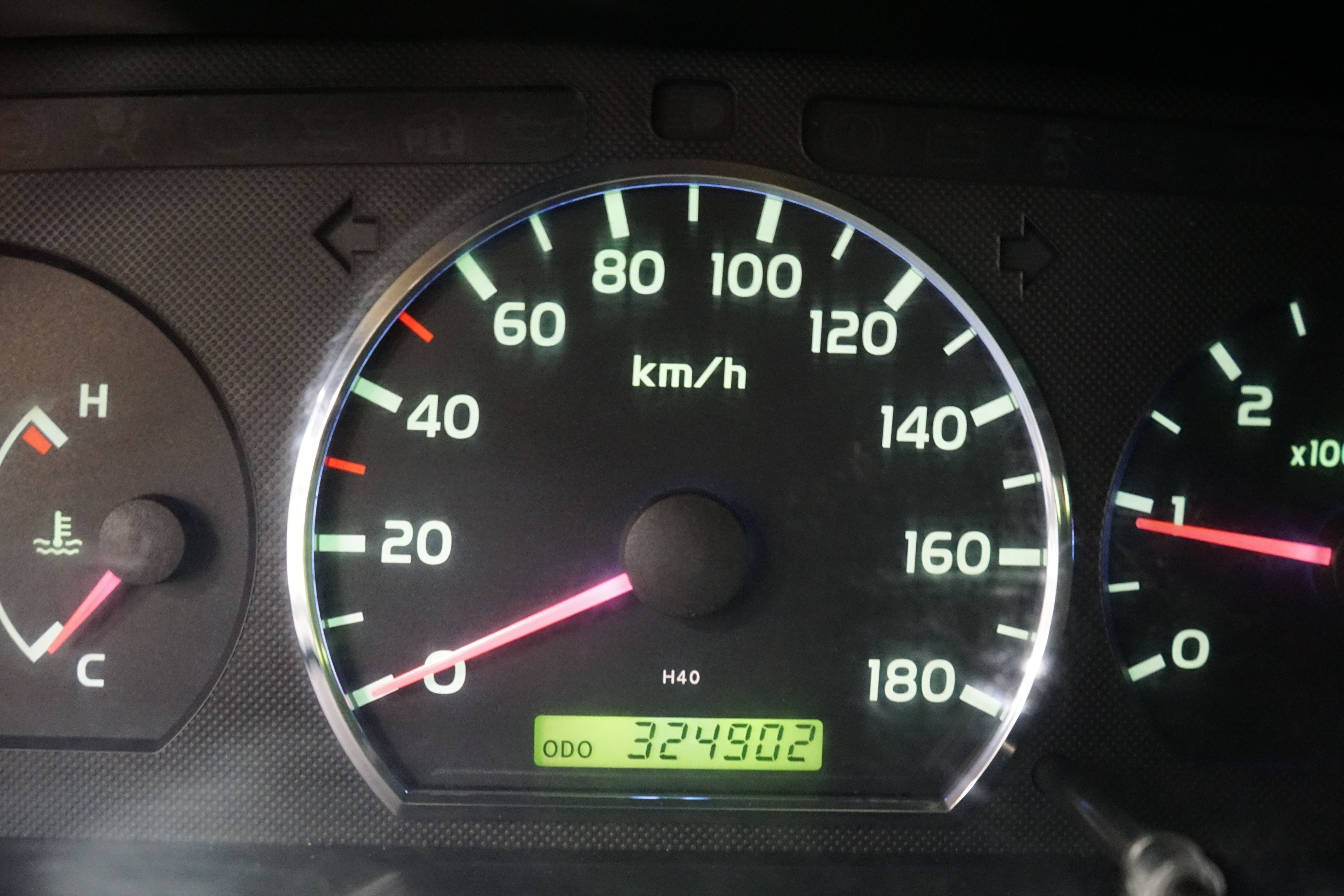 Toyota Hiace 2010