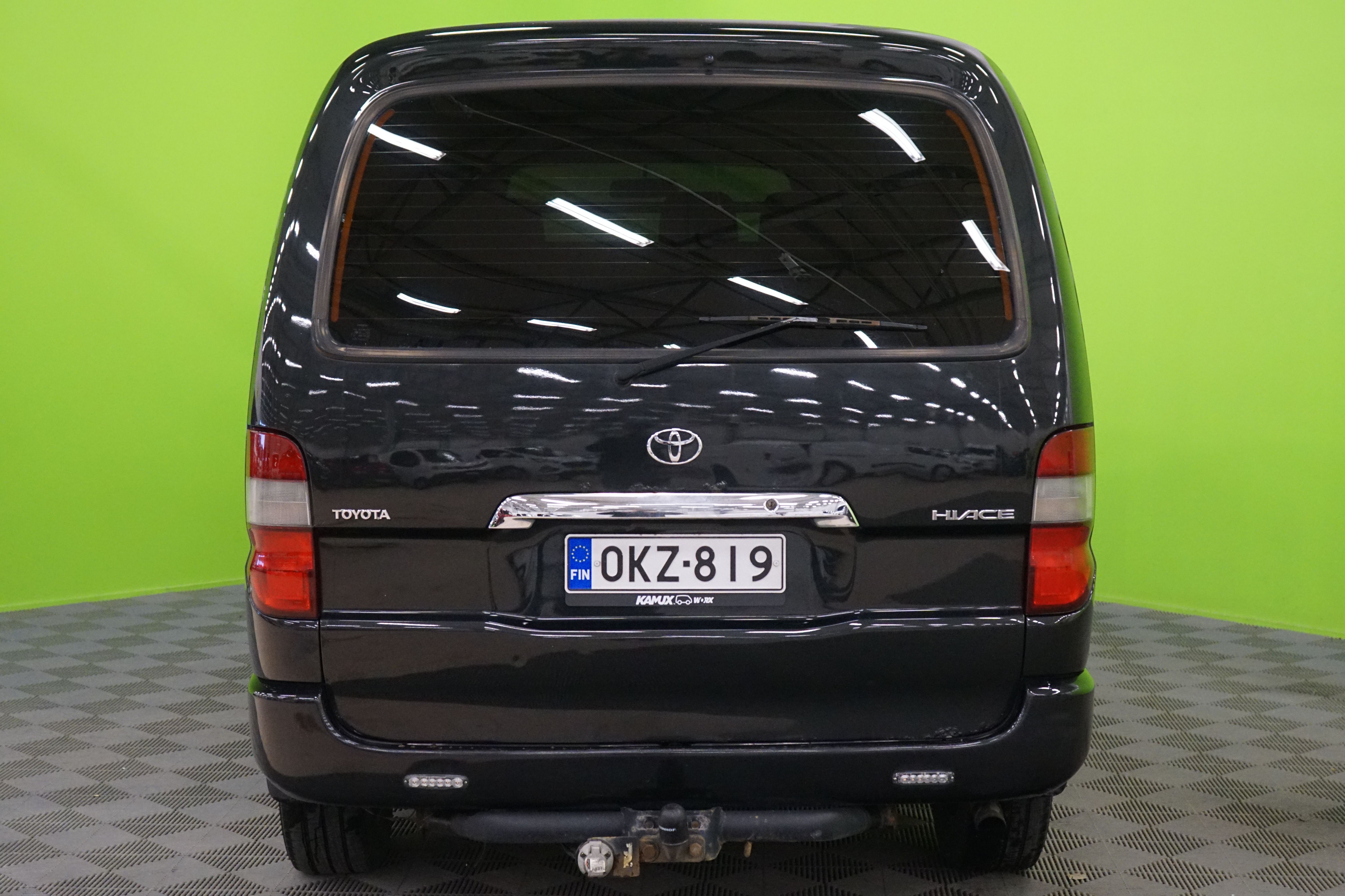 Toyota Hiace 2010