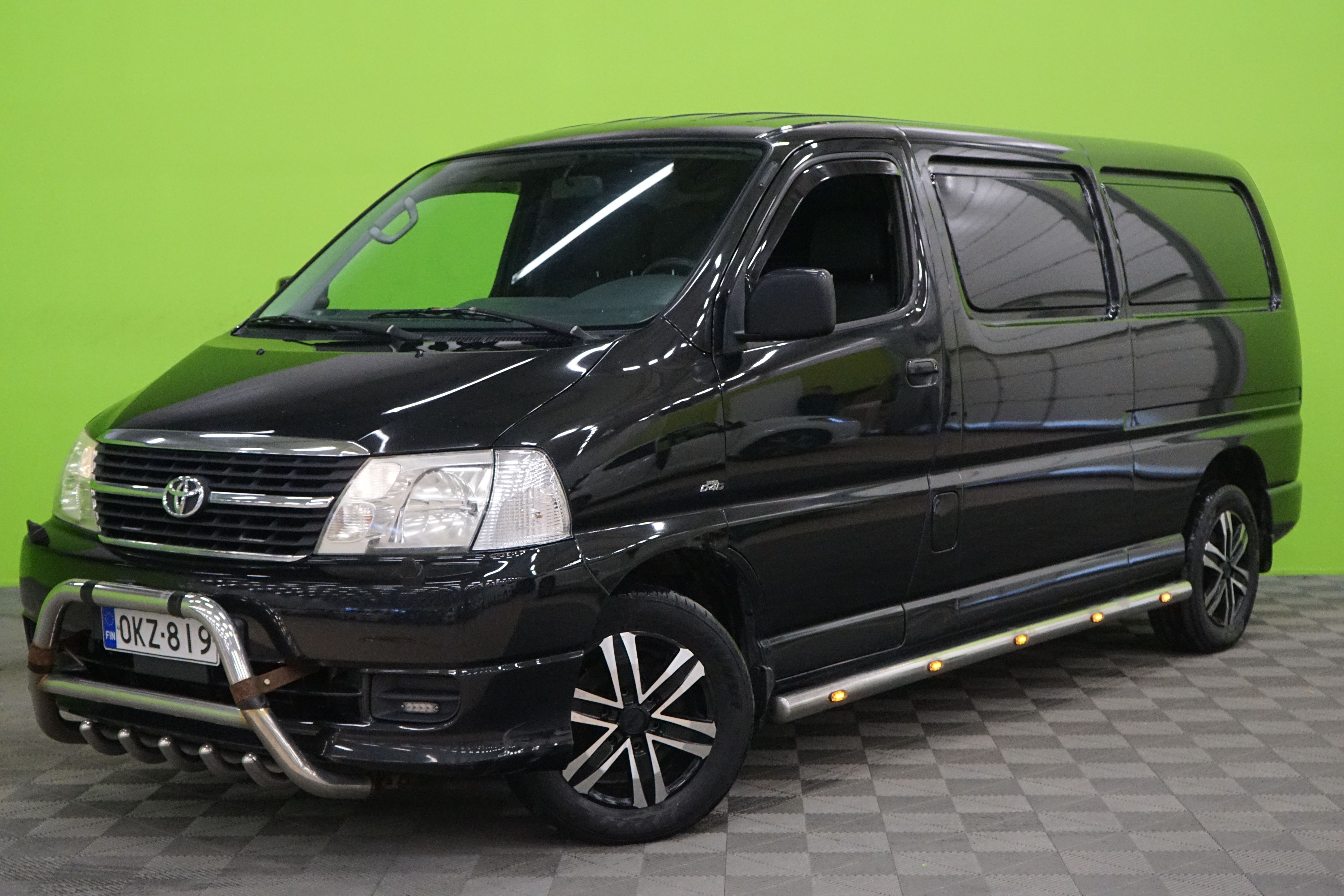 Toyota Hiace 2010