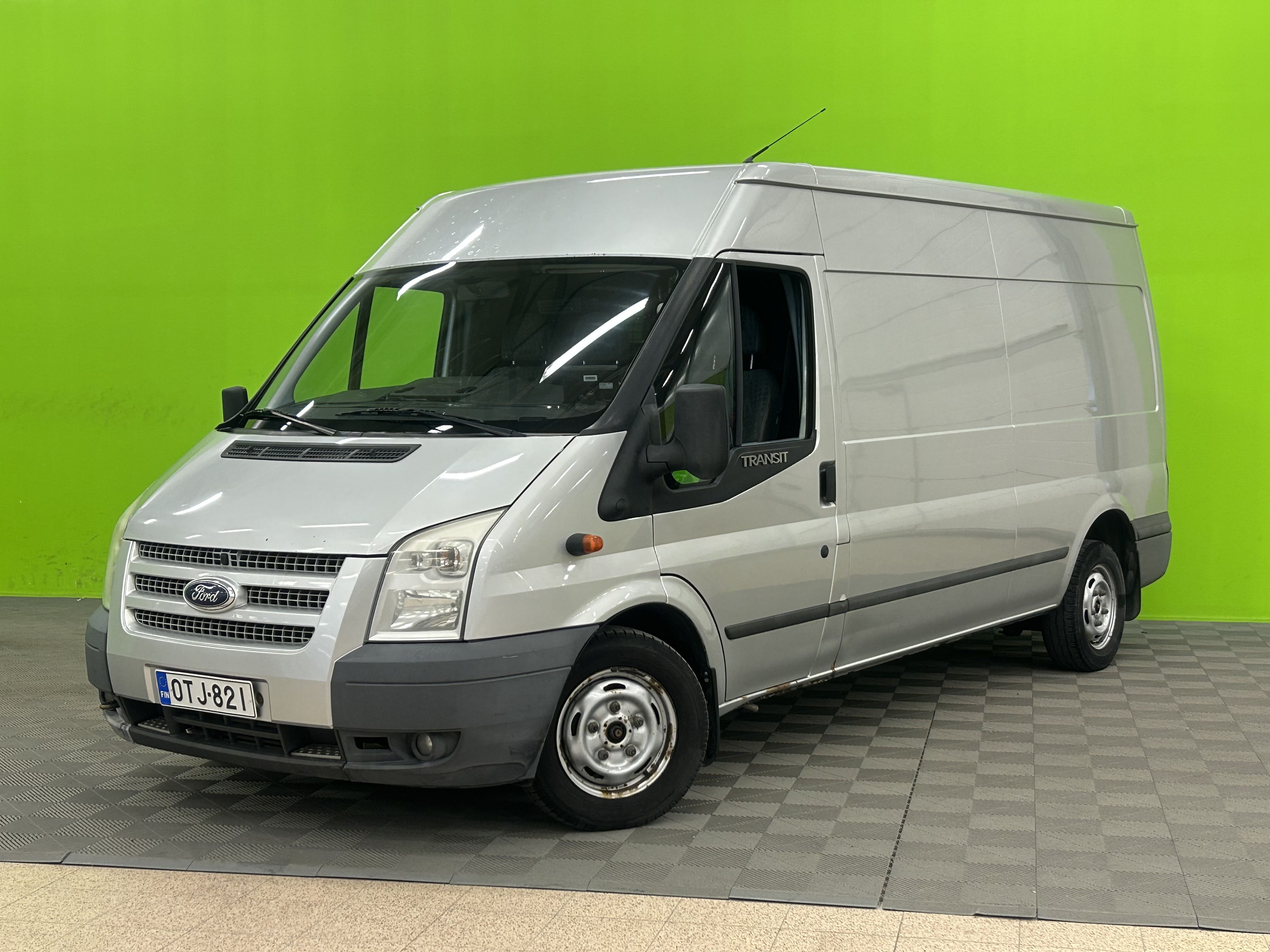 Ford Transit 2012