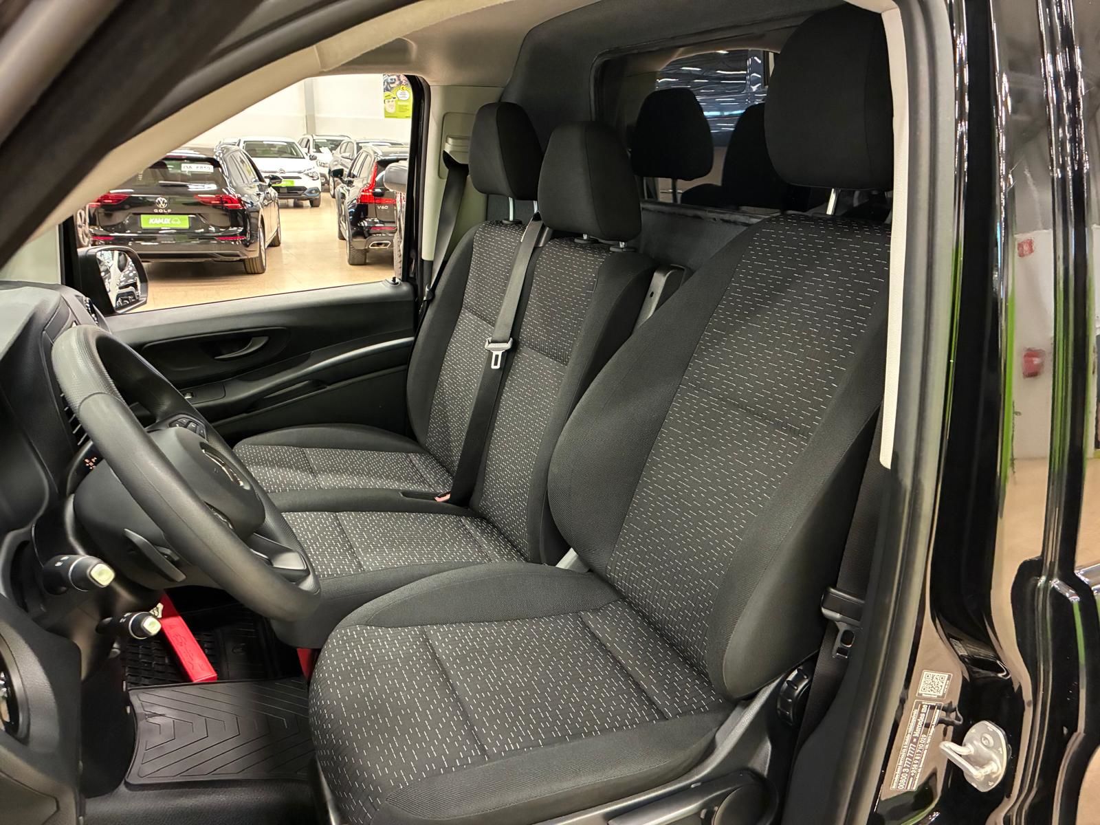 Mercedes-Benz Vito 2023