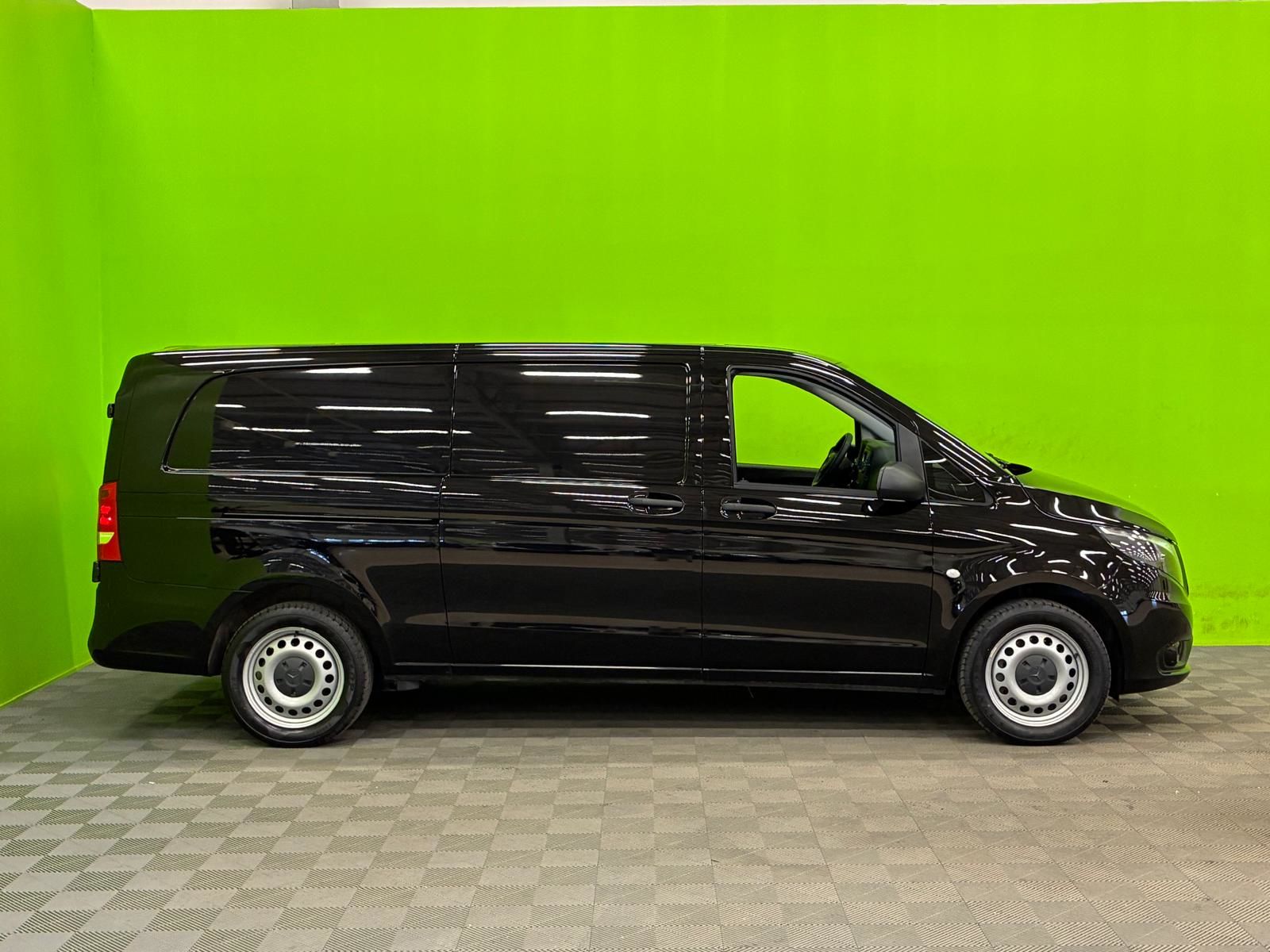 Mercedes-Benz Vito 2023
