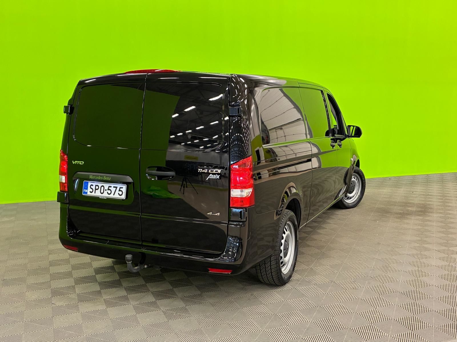 Mercedes-Benz Vito 2023