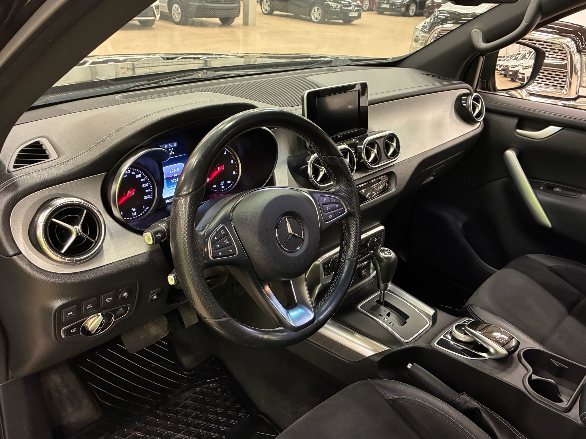Mercedes-Benz X 2018
