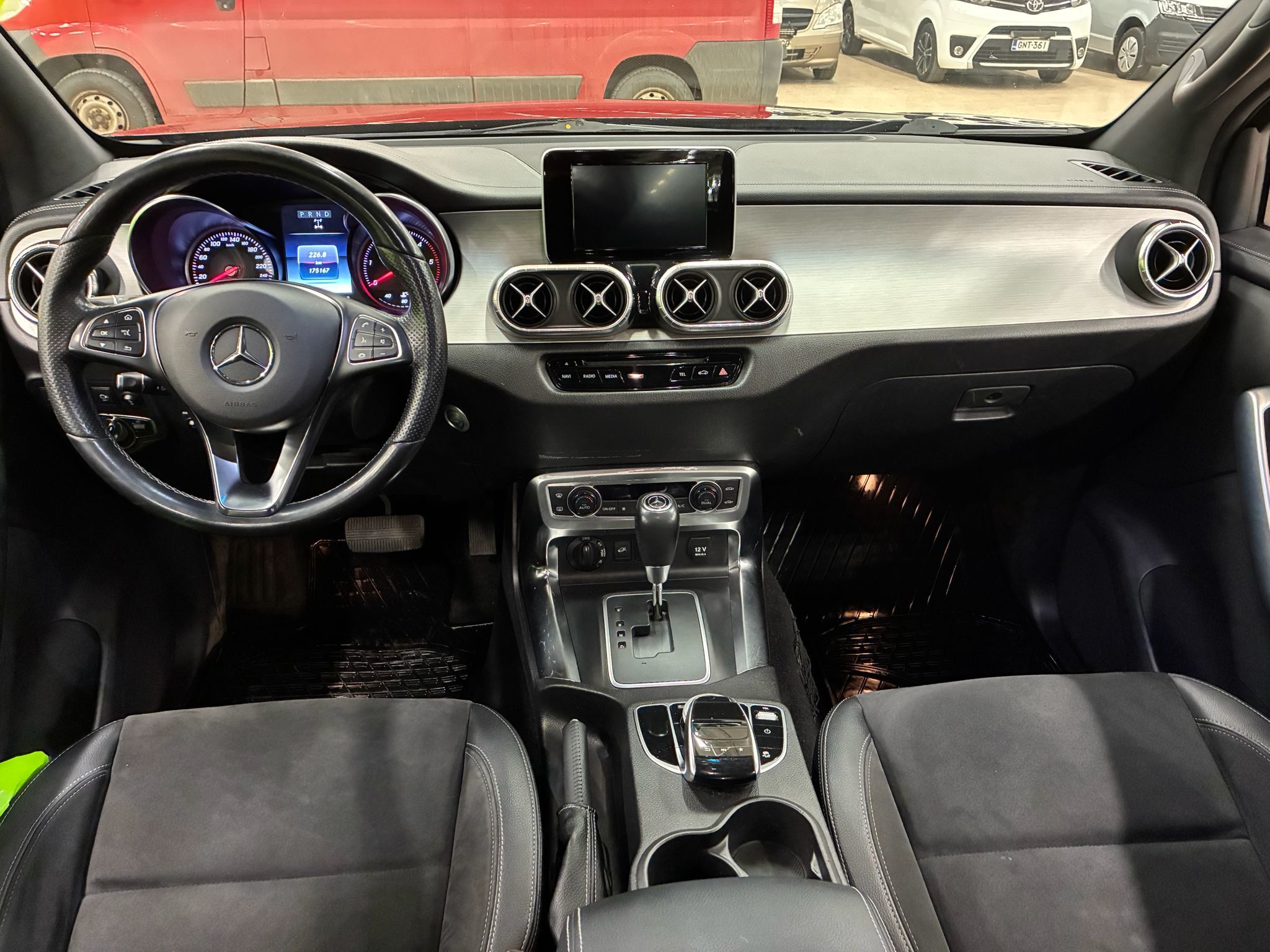 Mercedes-Benz X 2018