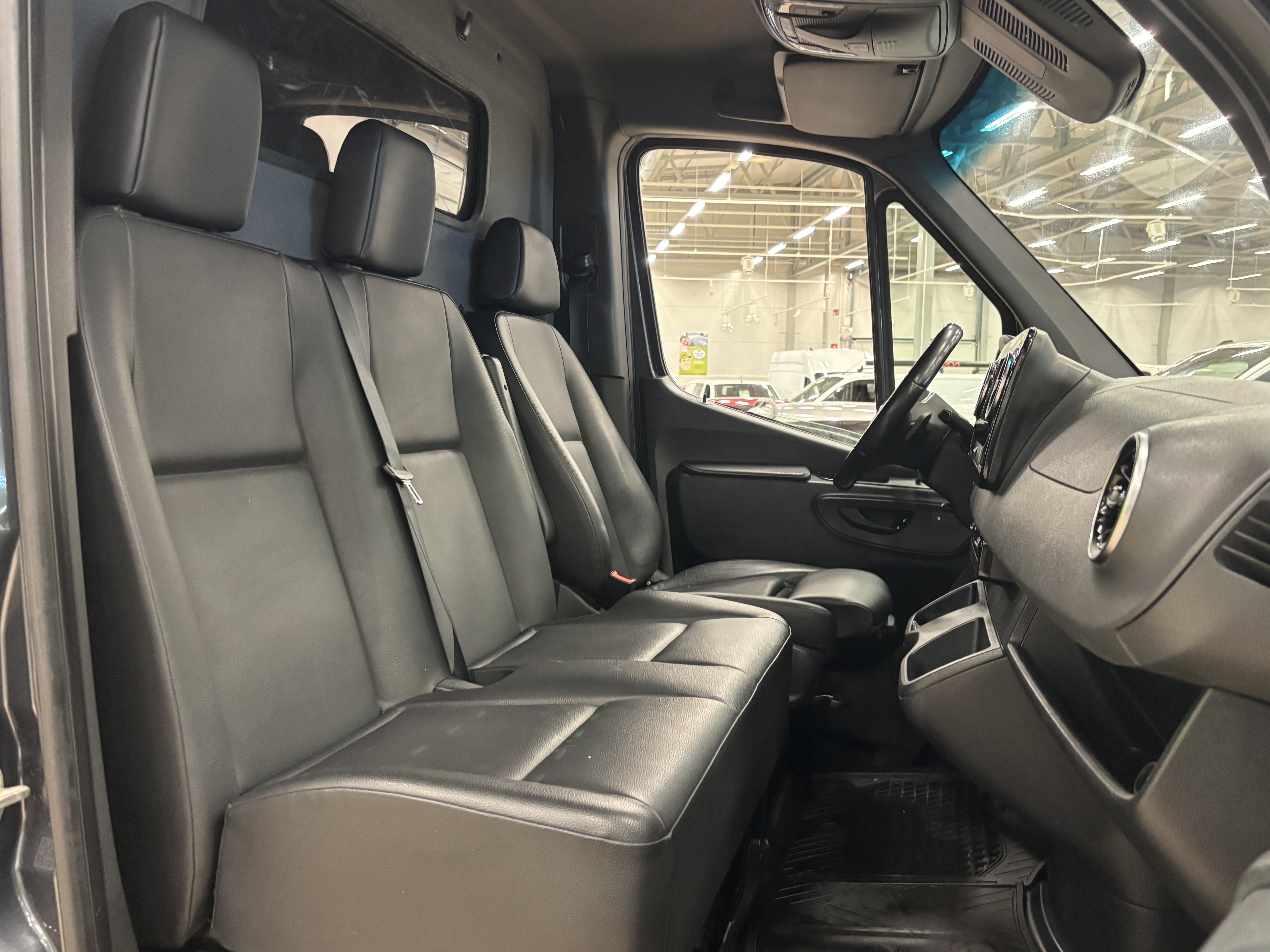 Mercedes-Benz Sprinter 2021