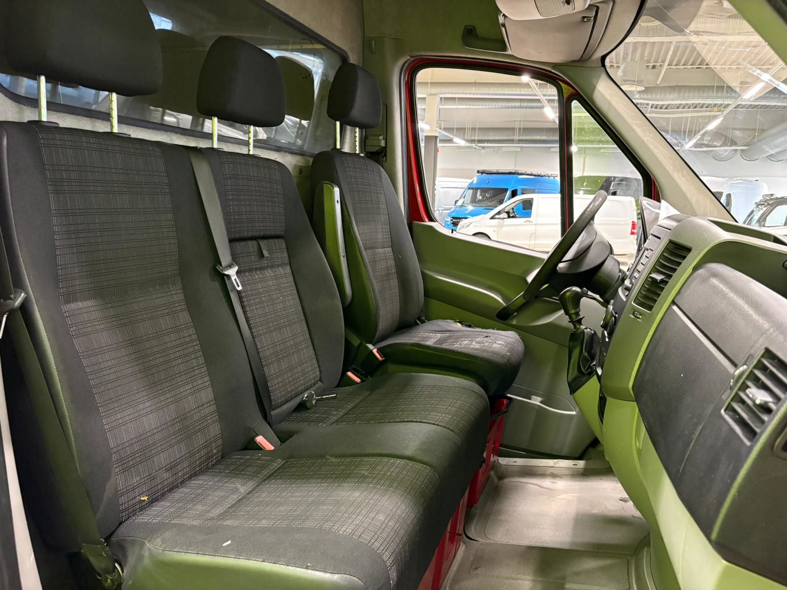 Mercedes-Benz Sprinter 2013