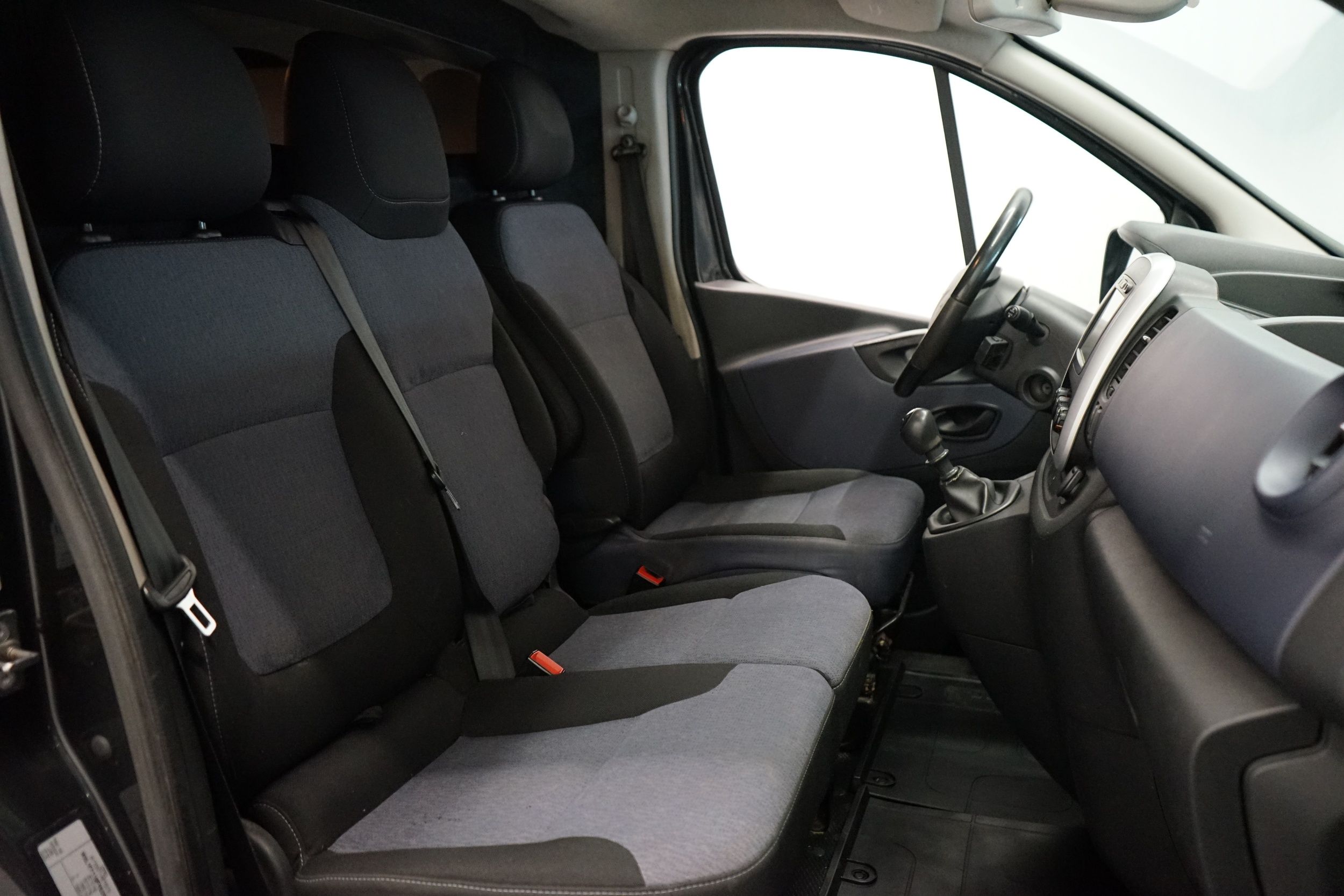 Opel Vivaro 2015