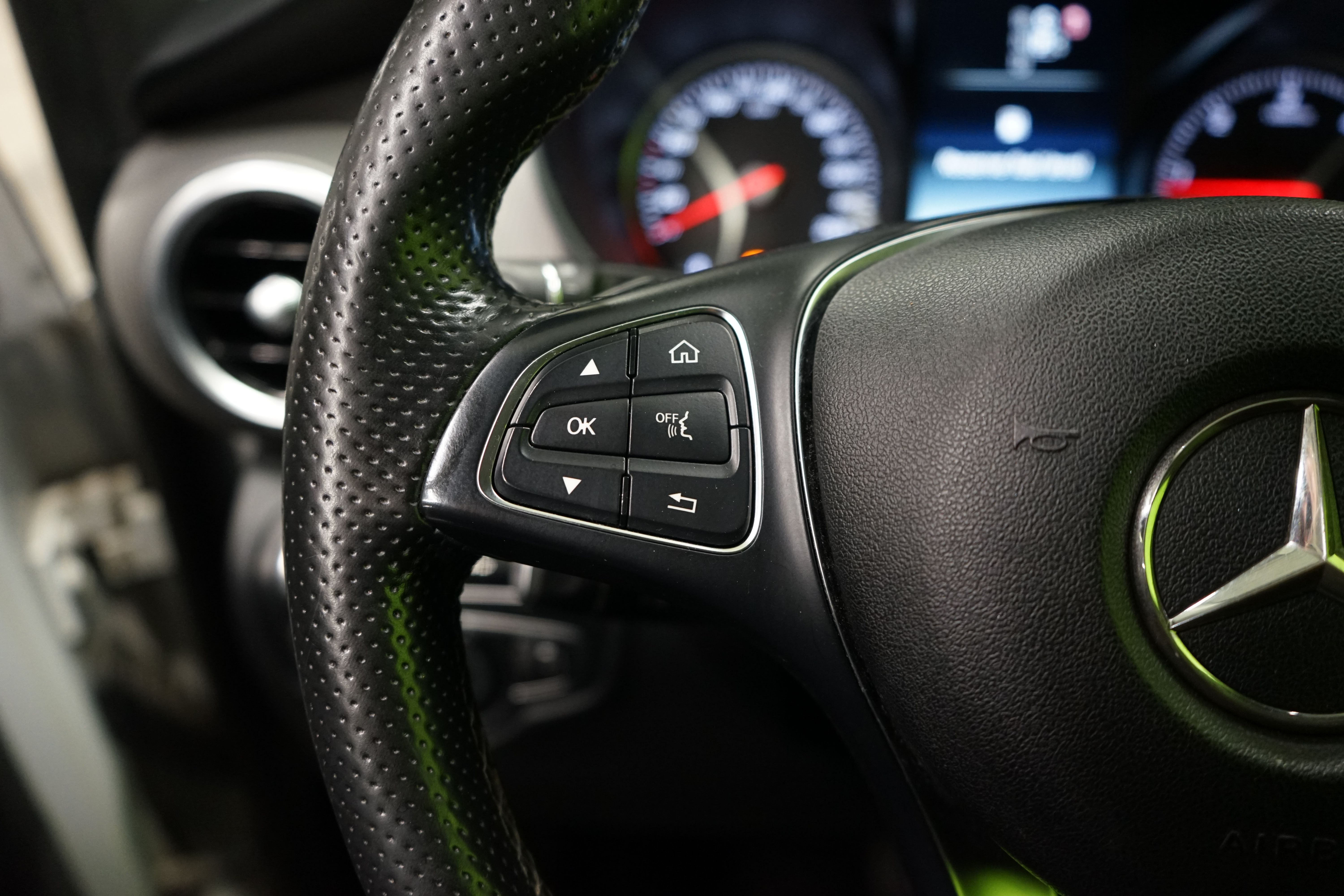 Mercedes-Benz V 2015