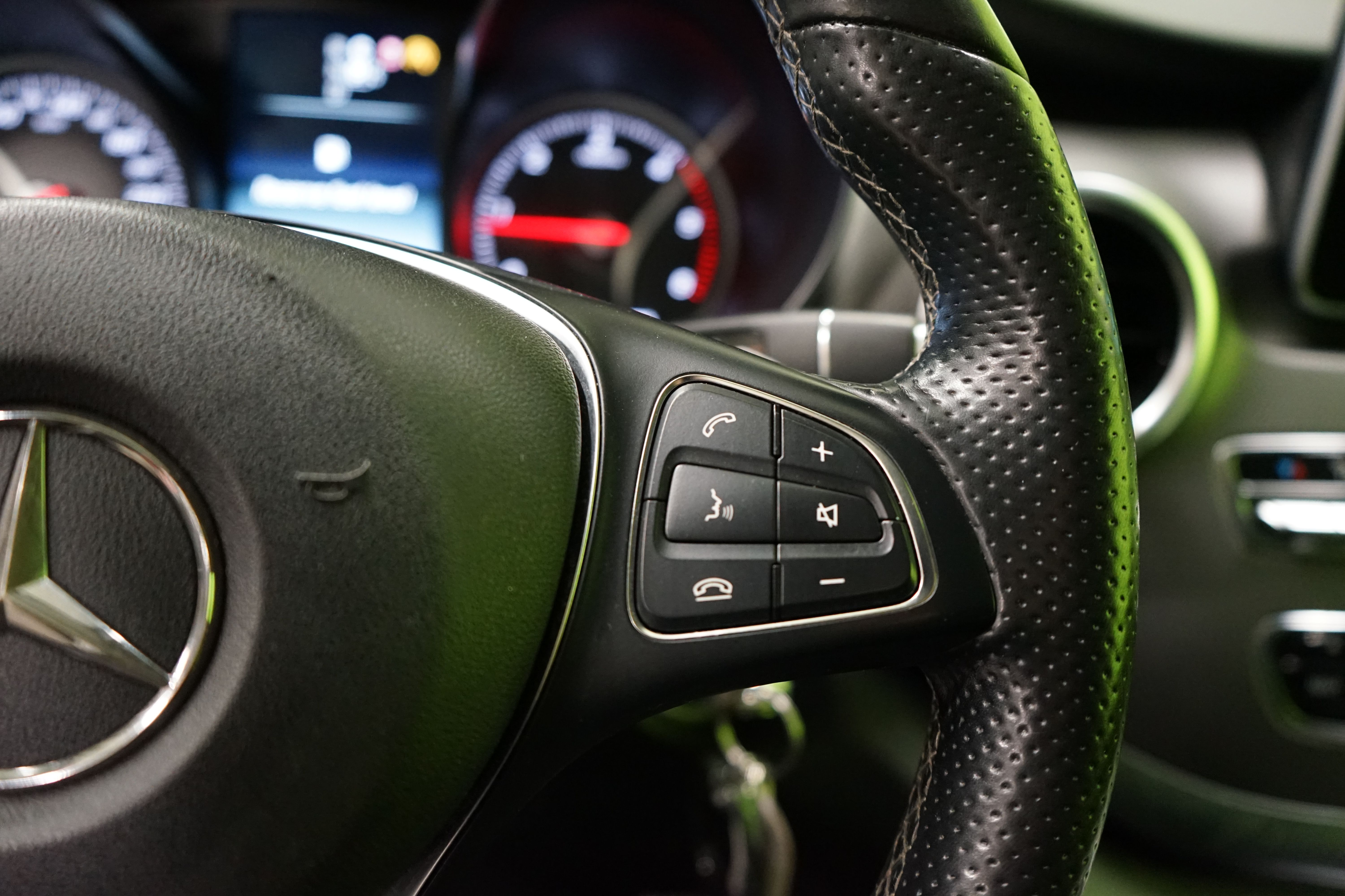 Mercedes-Benz V 2015