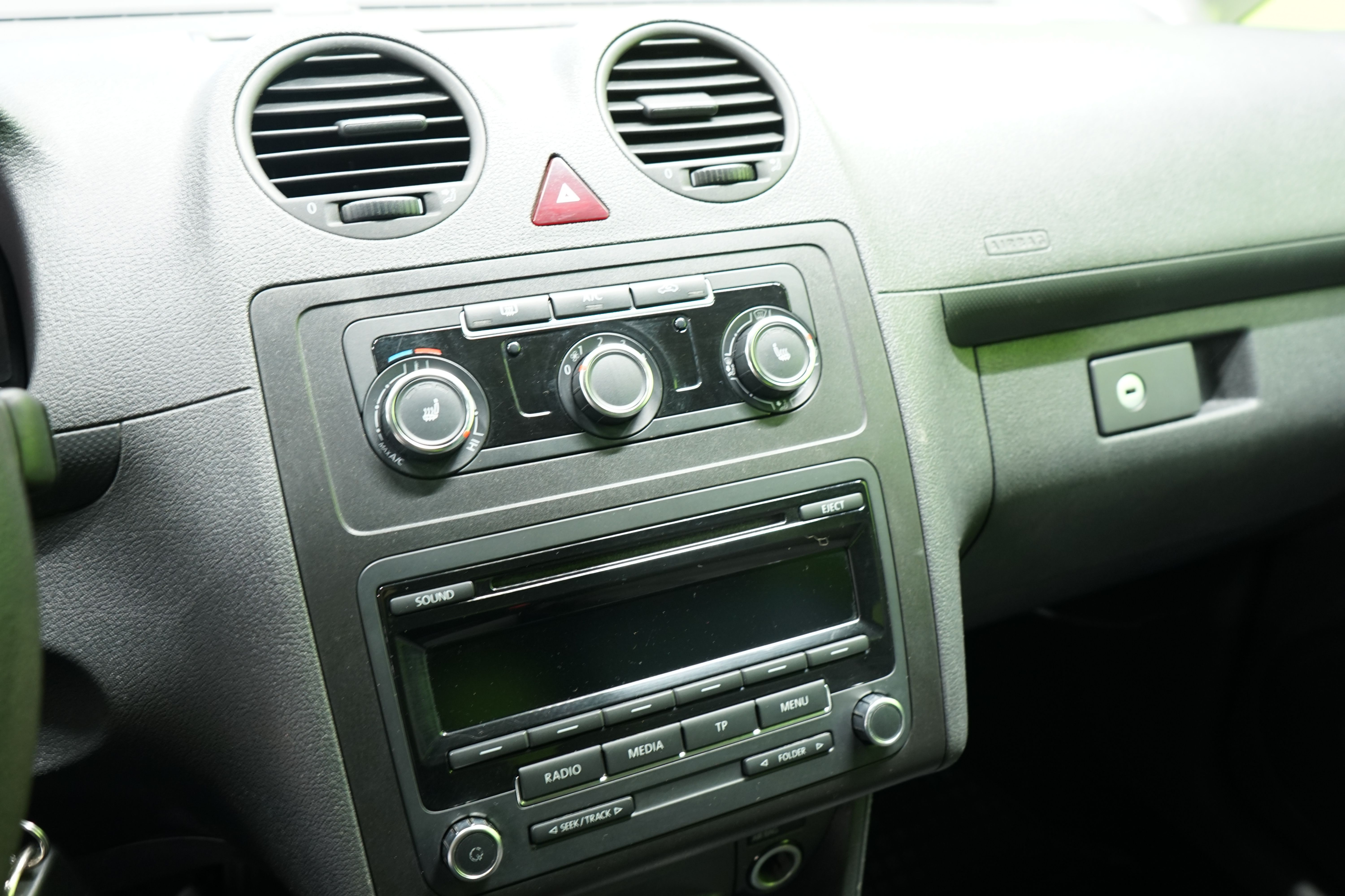 Volkswagen Caddy 2012