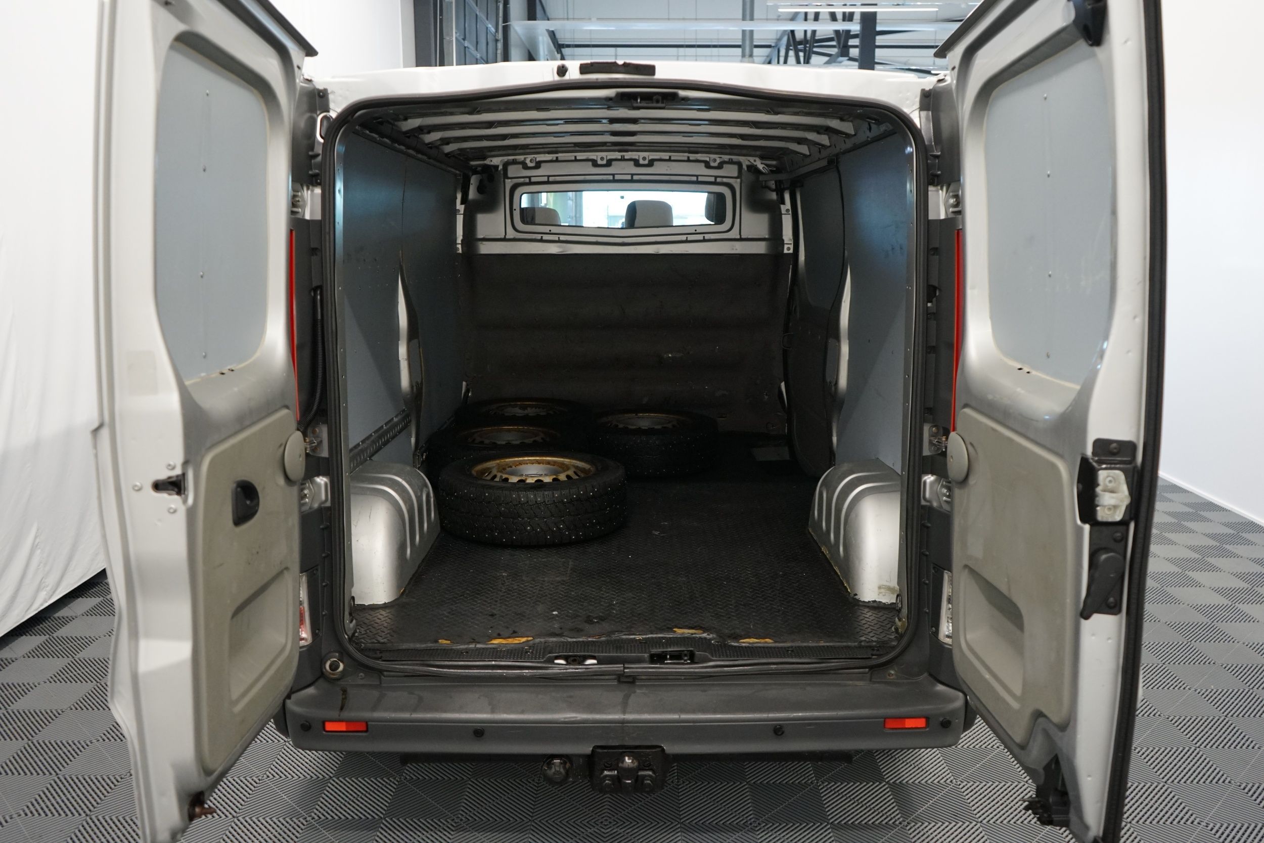 Nissan Primastar 2009