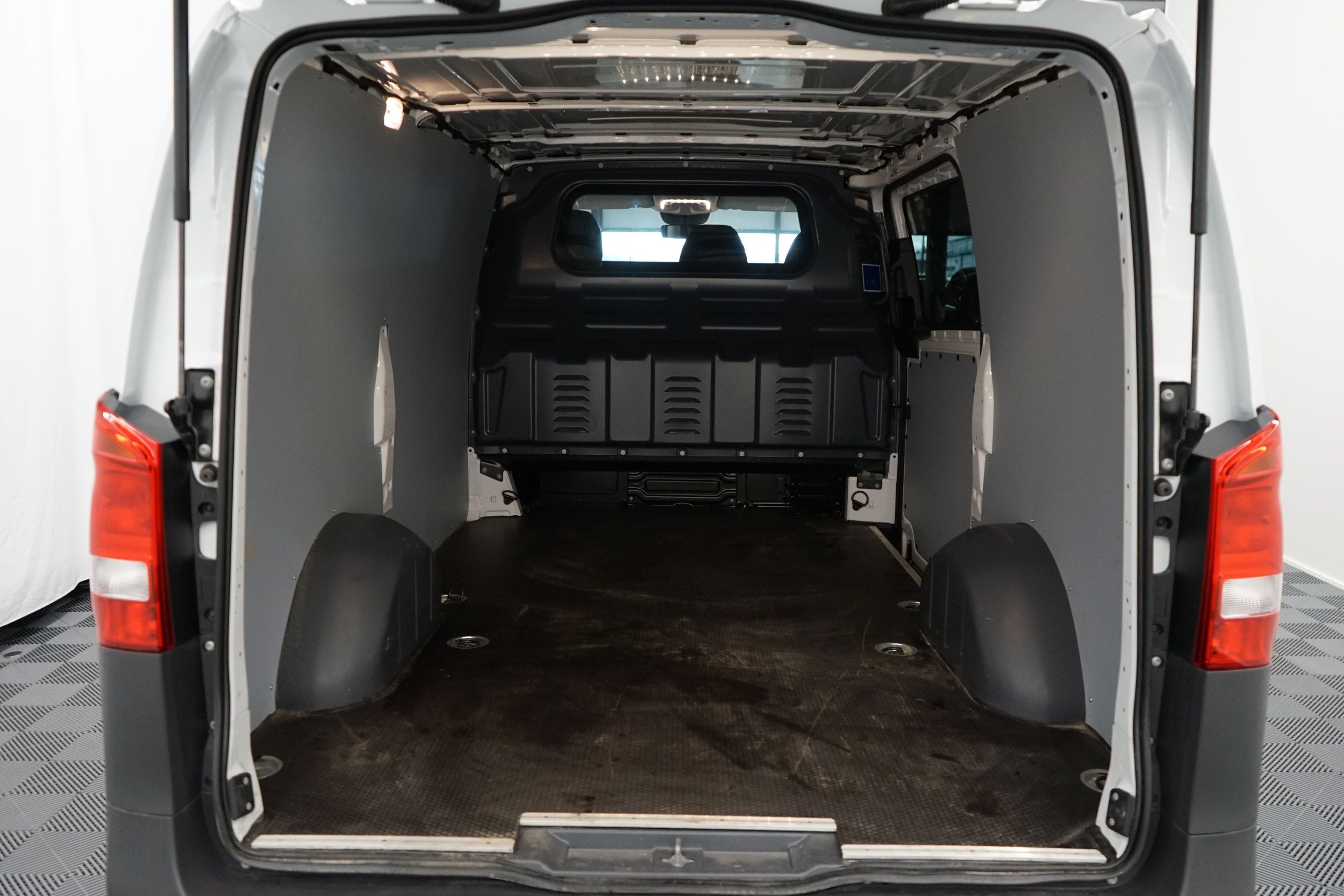 Mercedes-Benz Vito 2021