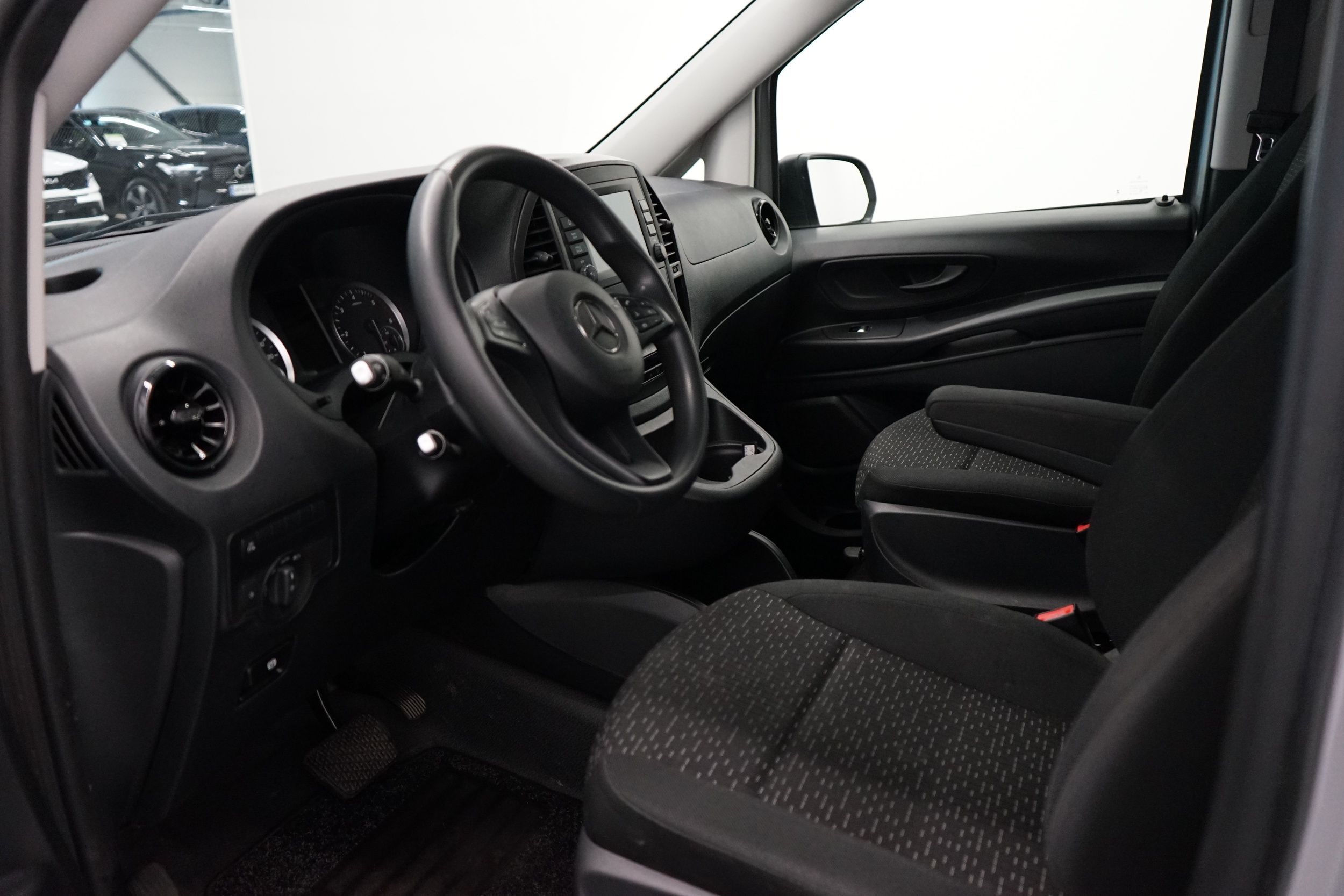 Mercedes-Benz Vito 2023