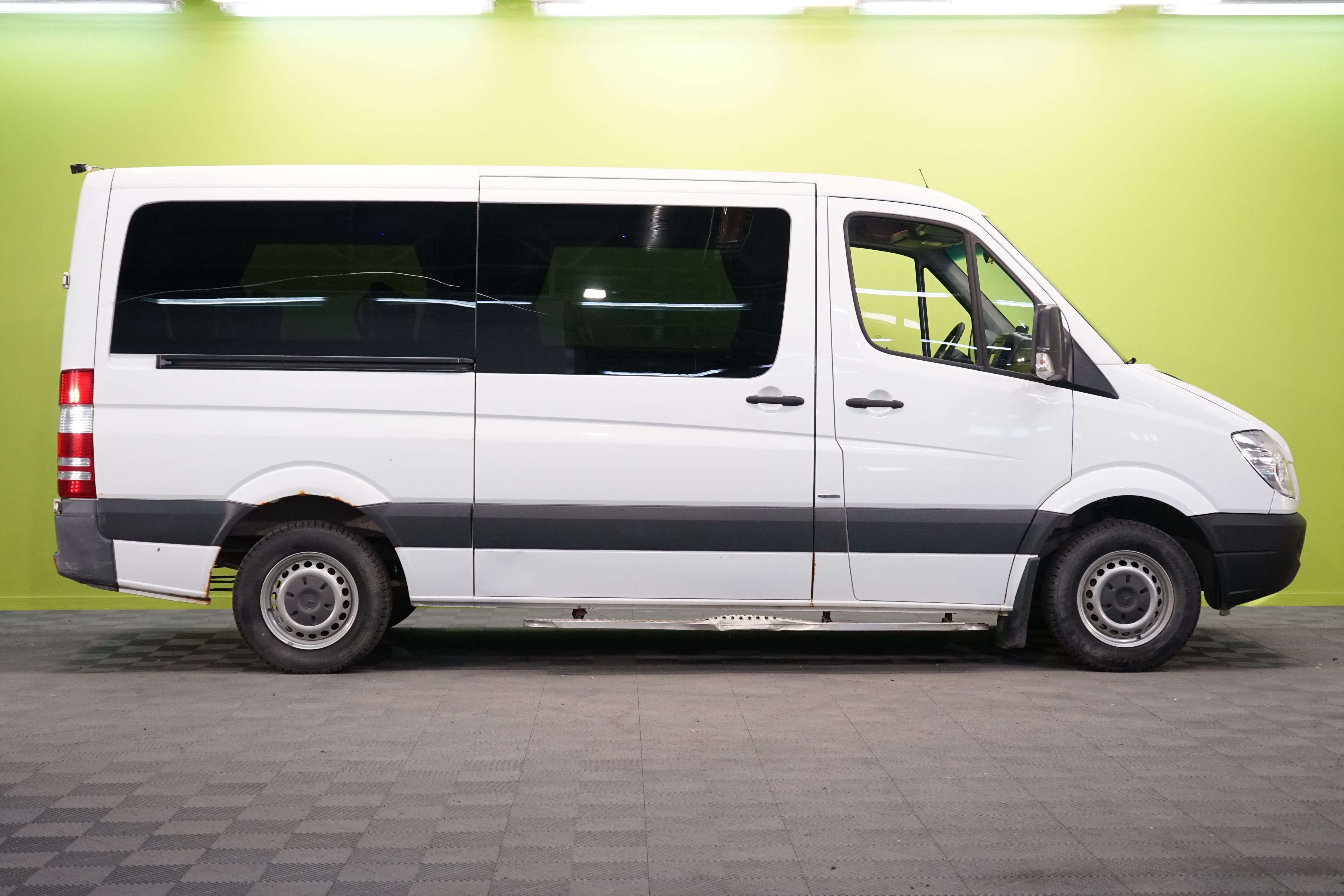 Mercedes-Benz Sprinter 2012