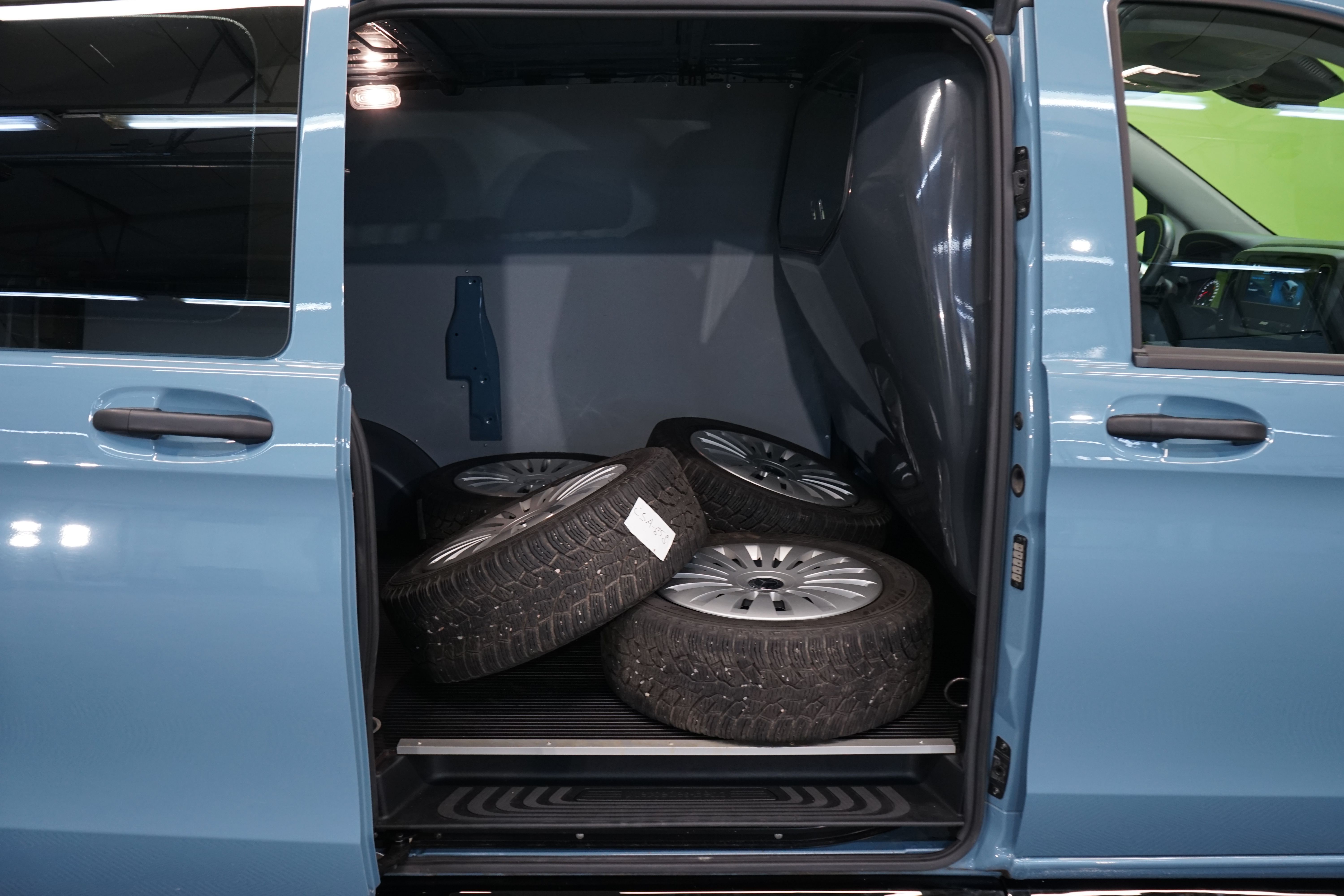 Mercedes-Benz Vito 2025
