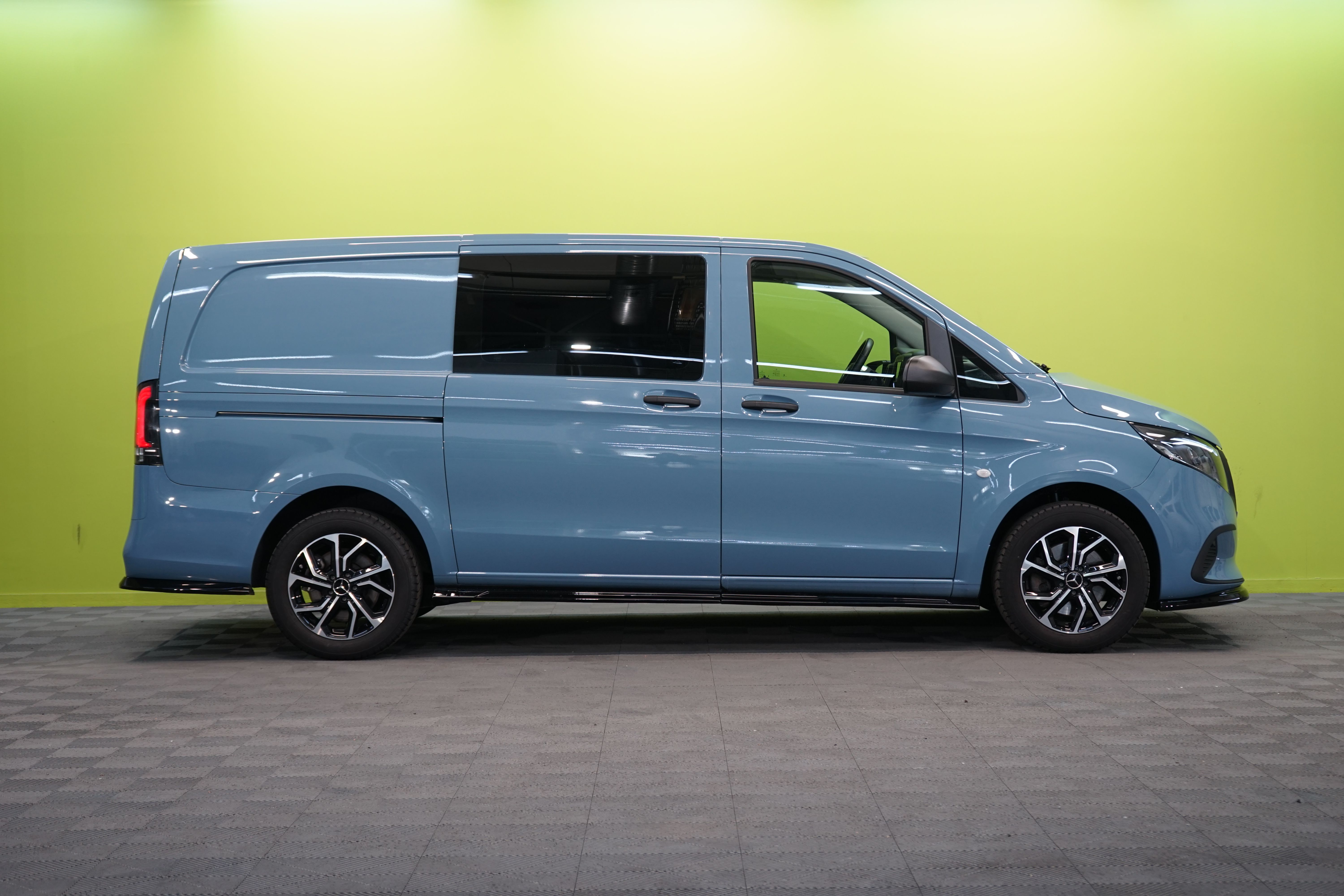 Mercedes-Benz Vito 2025