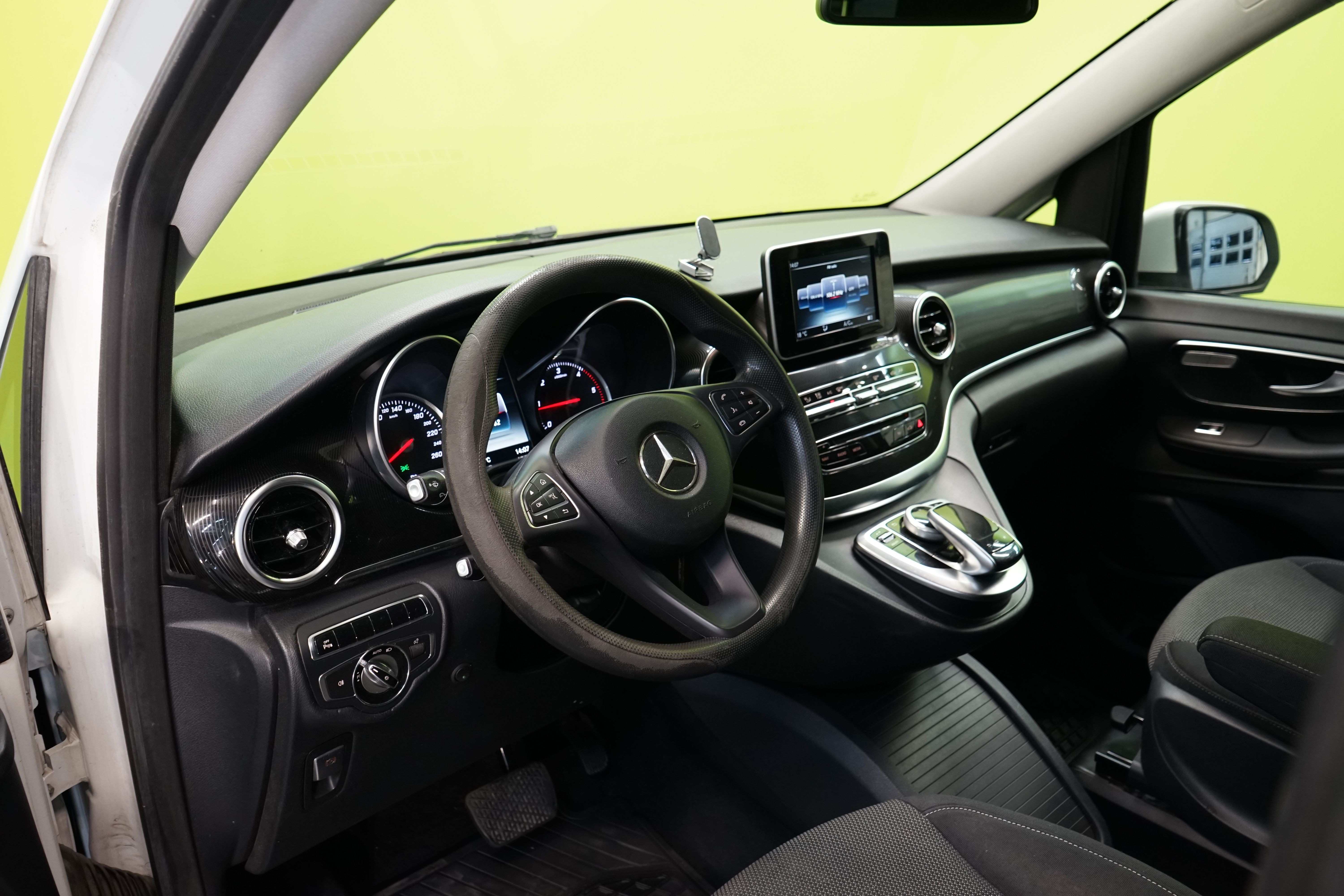 Mercedes-Benz V 2014