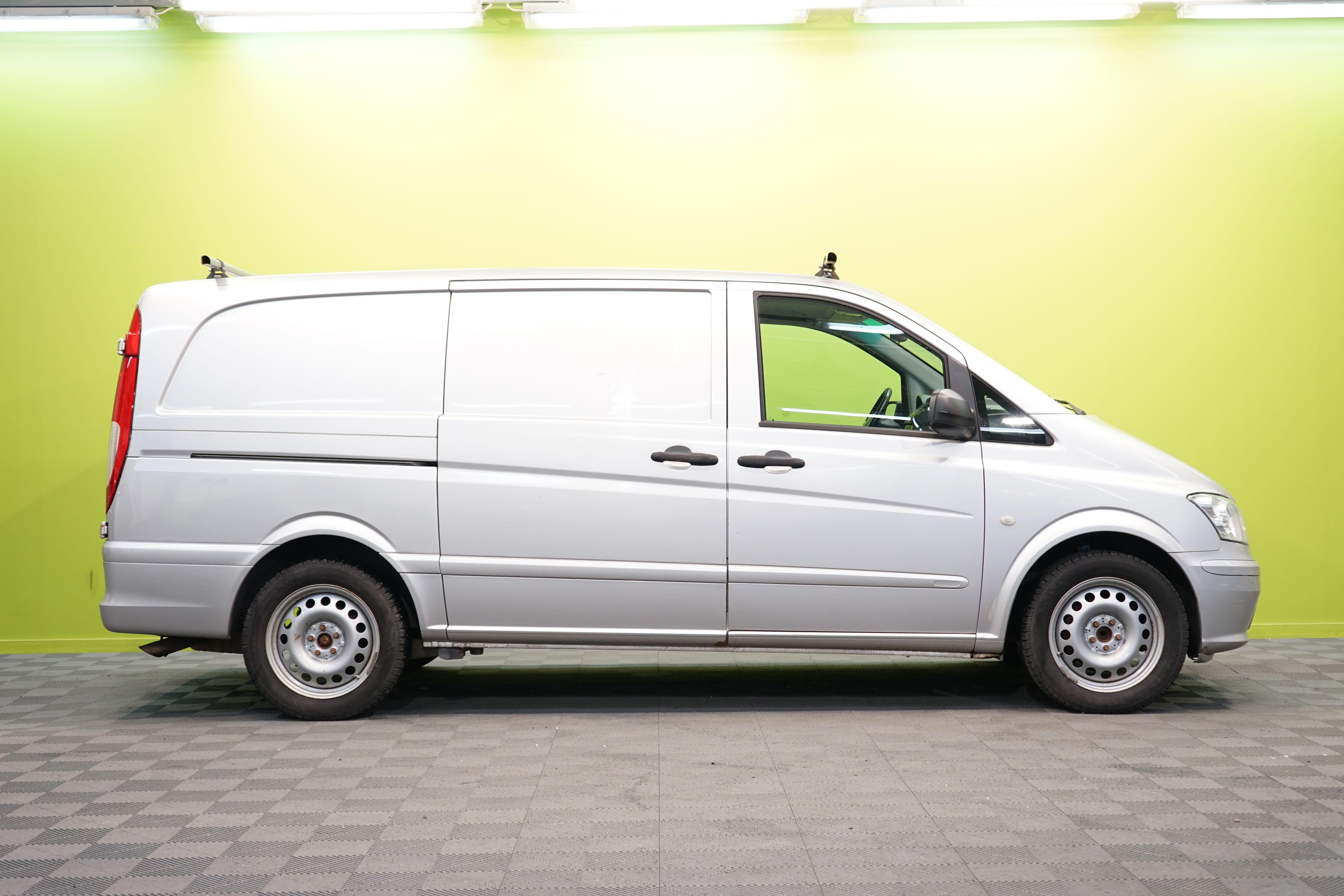 Mercedes-Benz Vito 2013