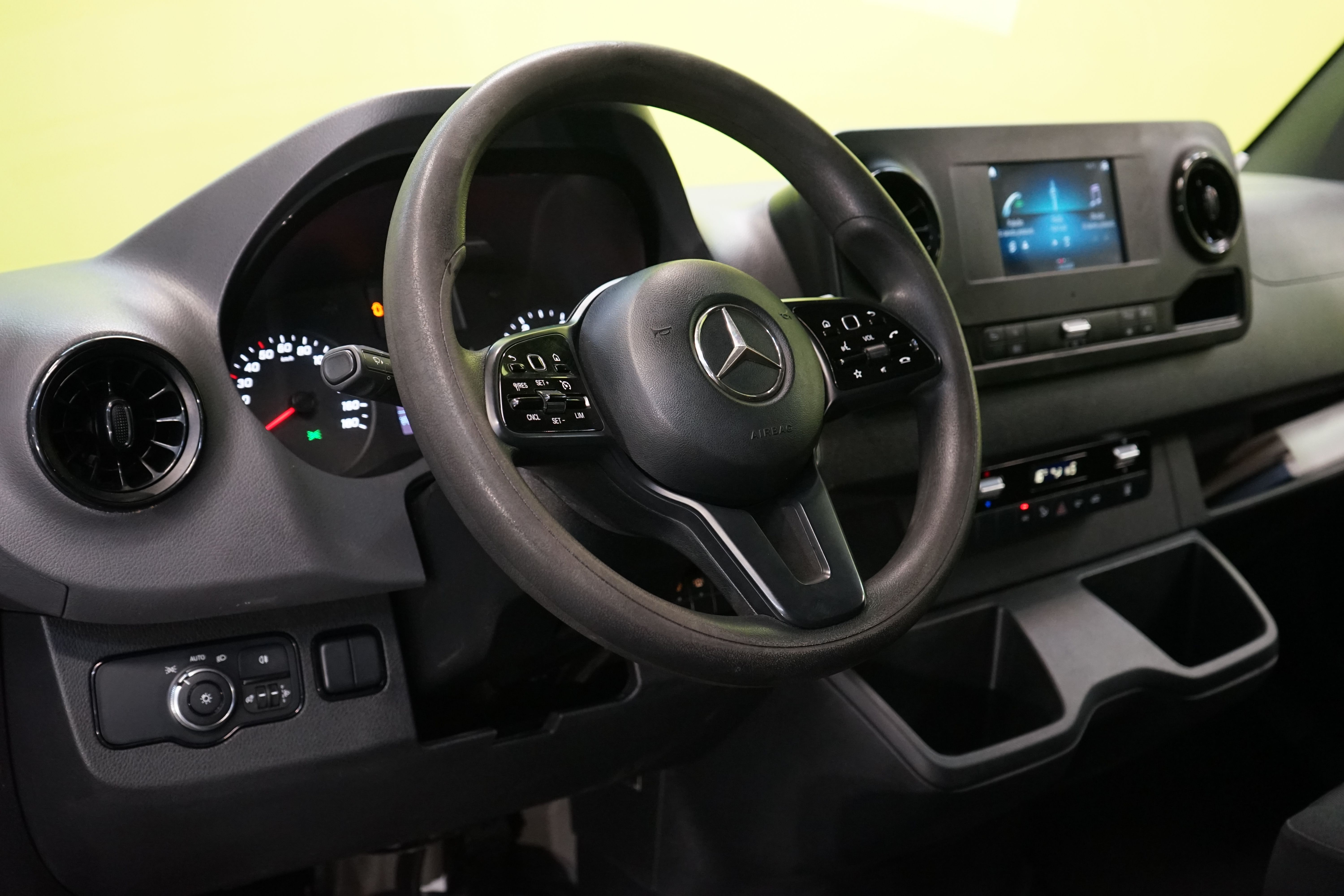 Mercedes-Benz Sprinter 2021