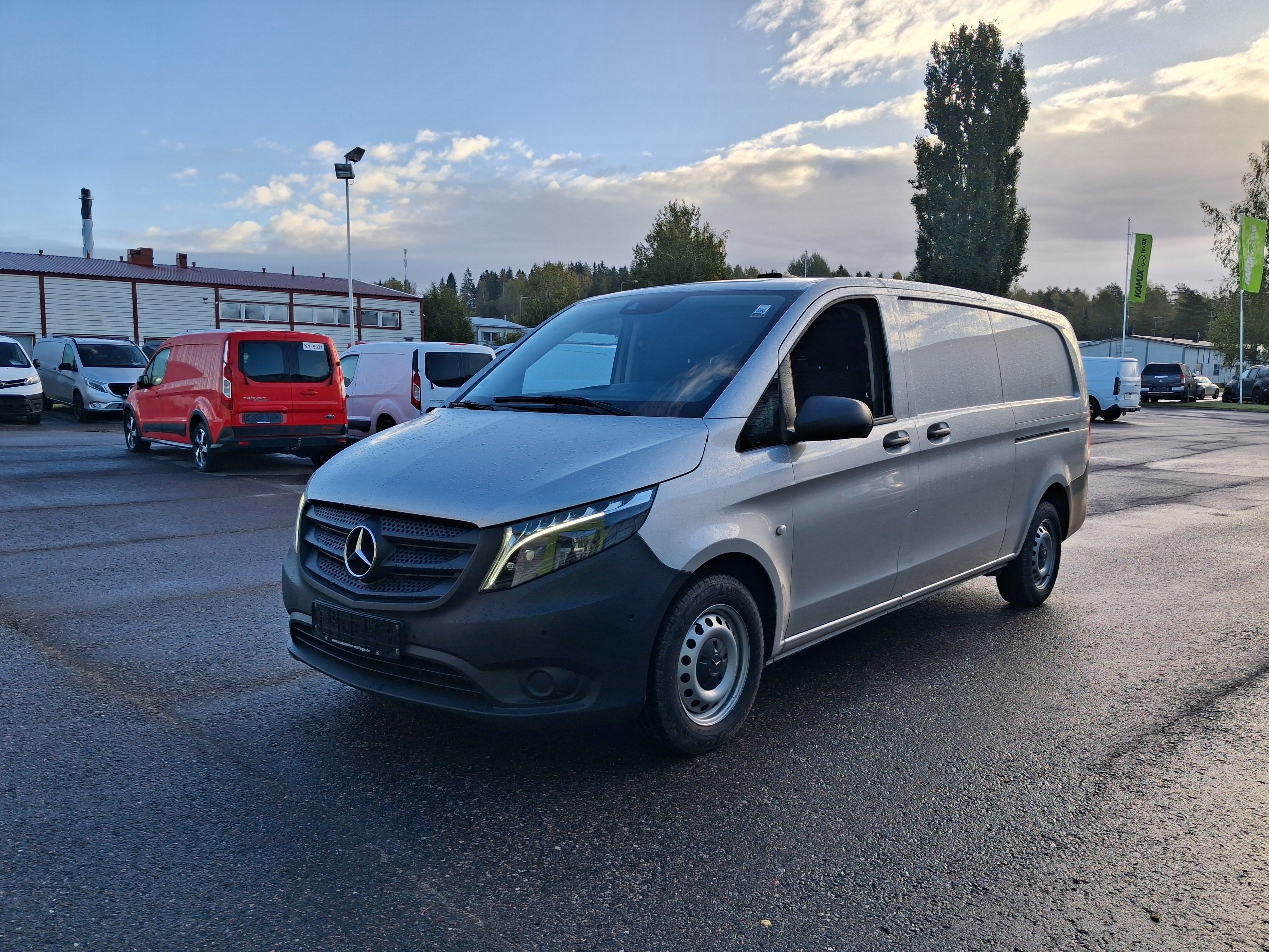Mercedes-Benz Vito 2023