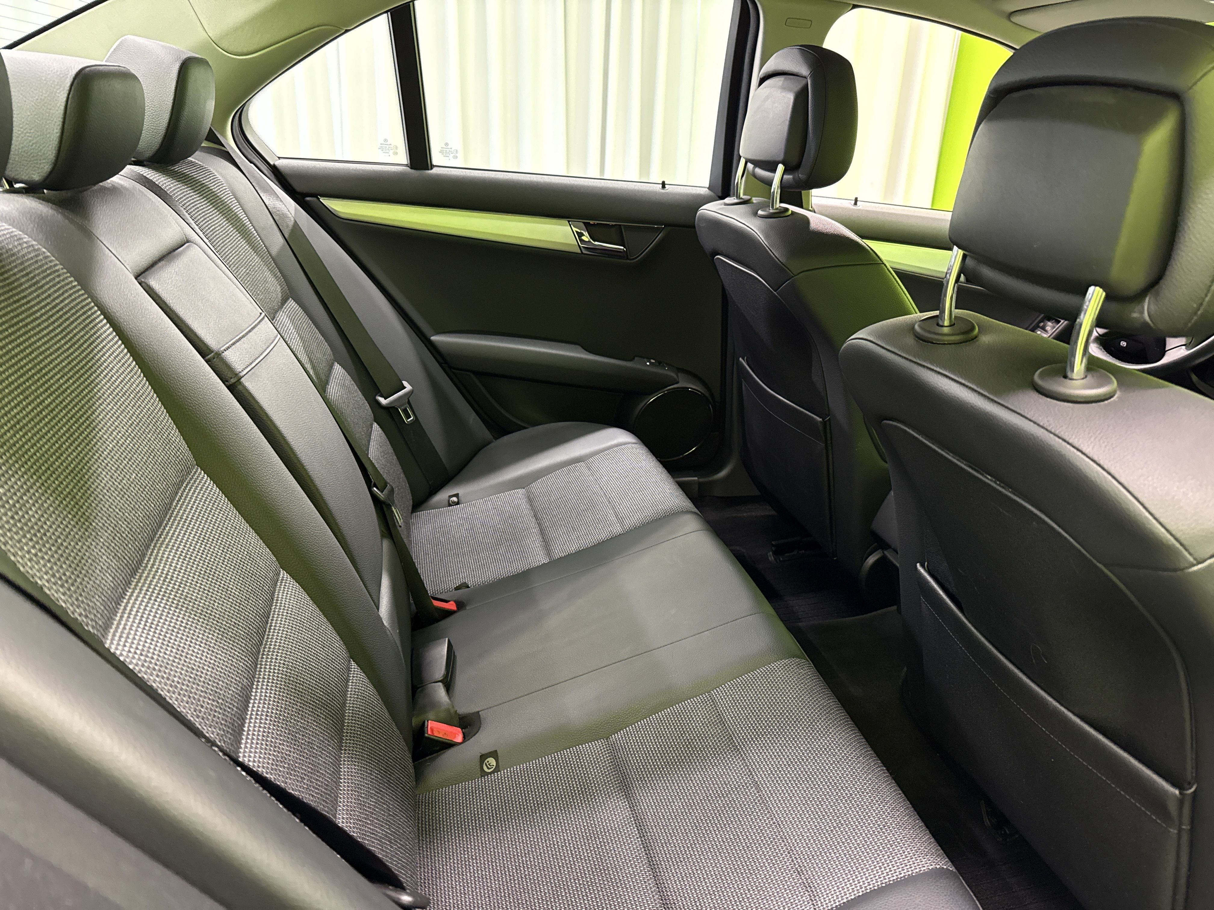 Mercedes-Benz C 2009