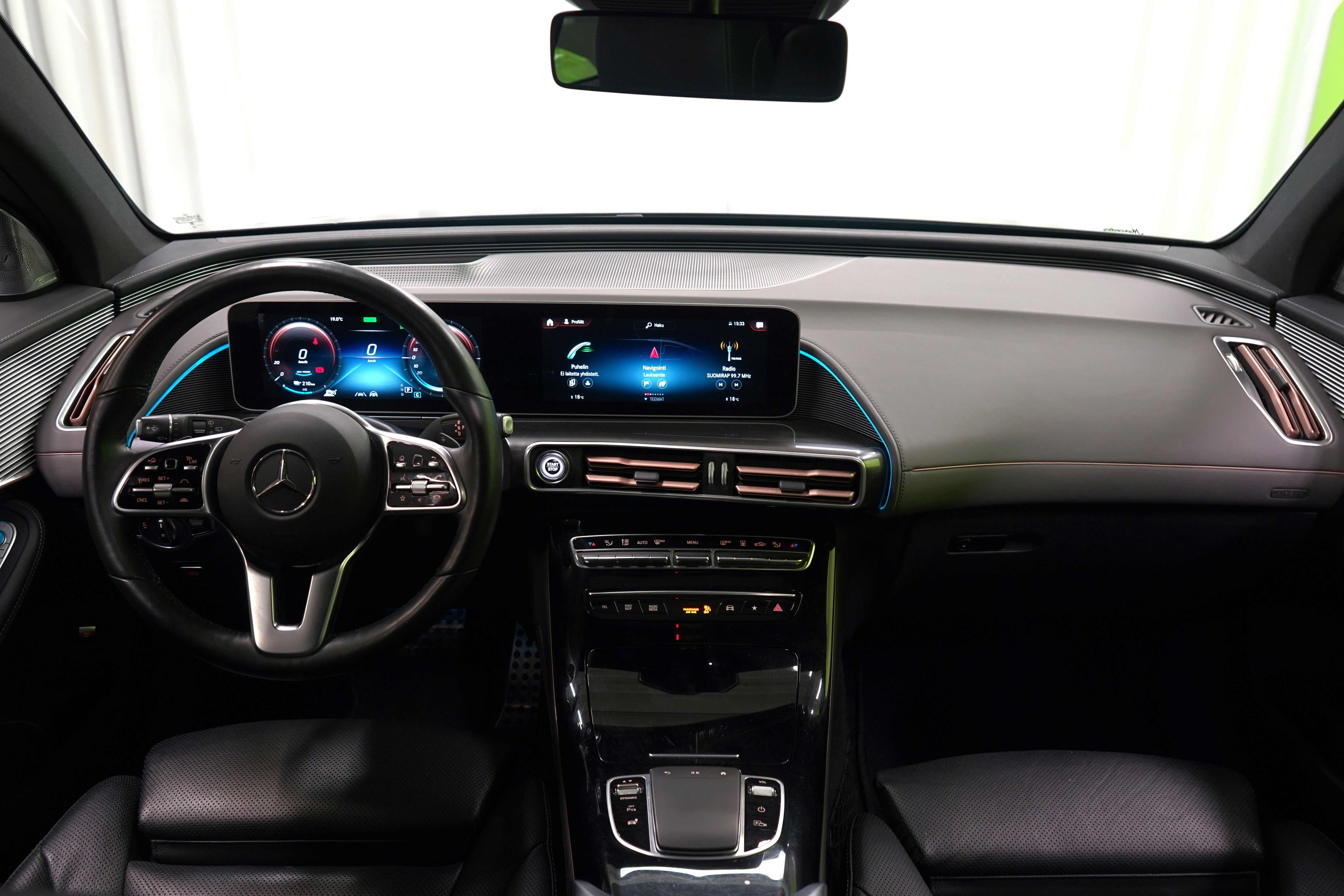 Mercedes-Benz EQC 2020