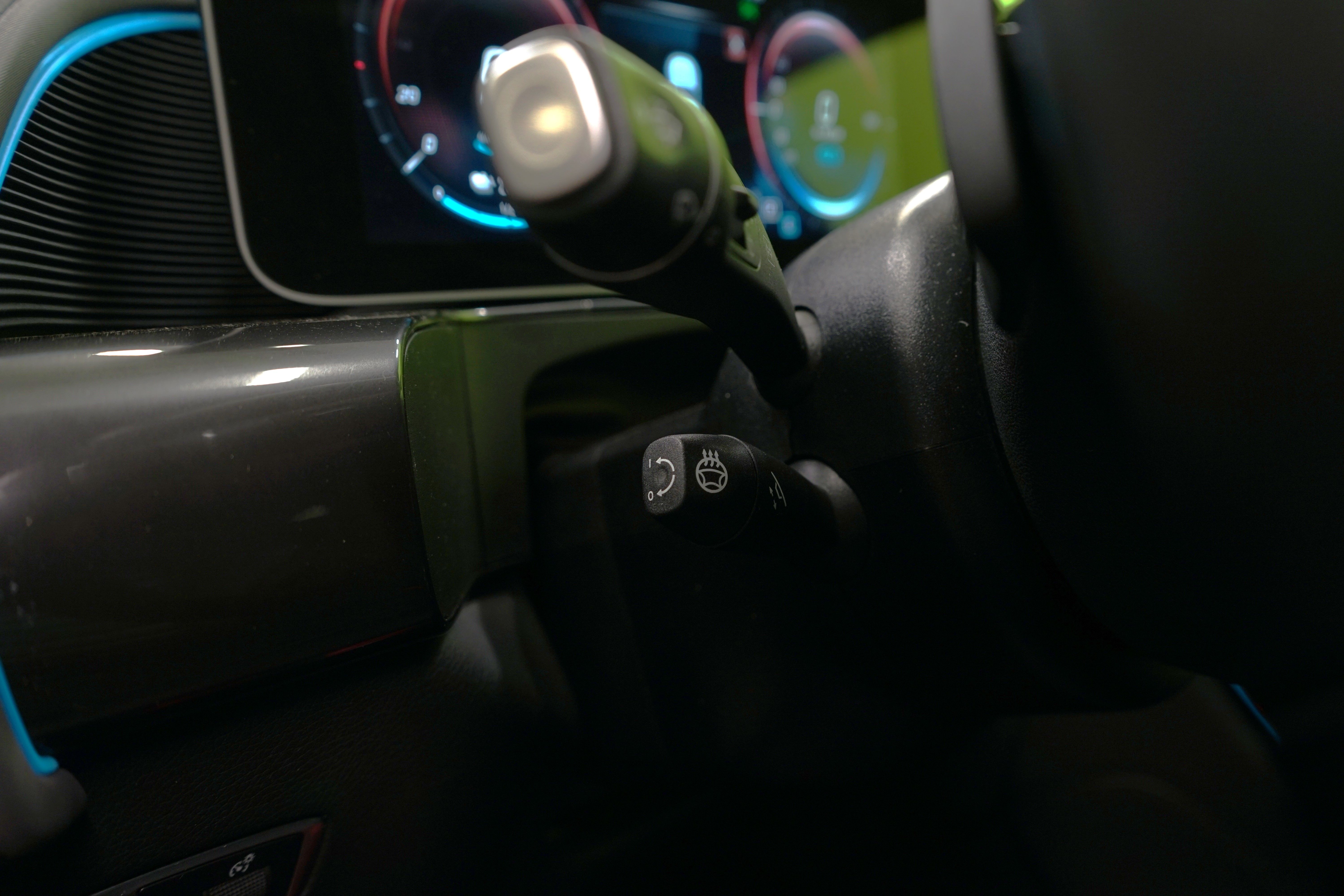 Mercedes-Benz EQC 2020