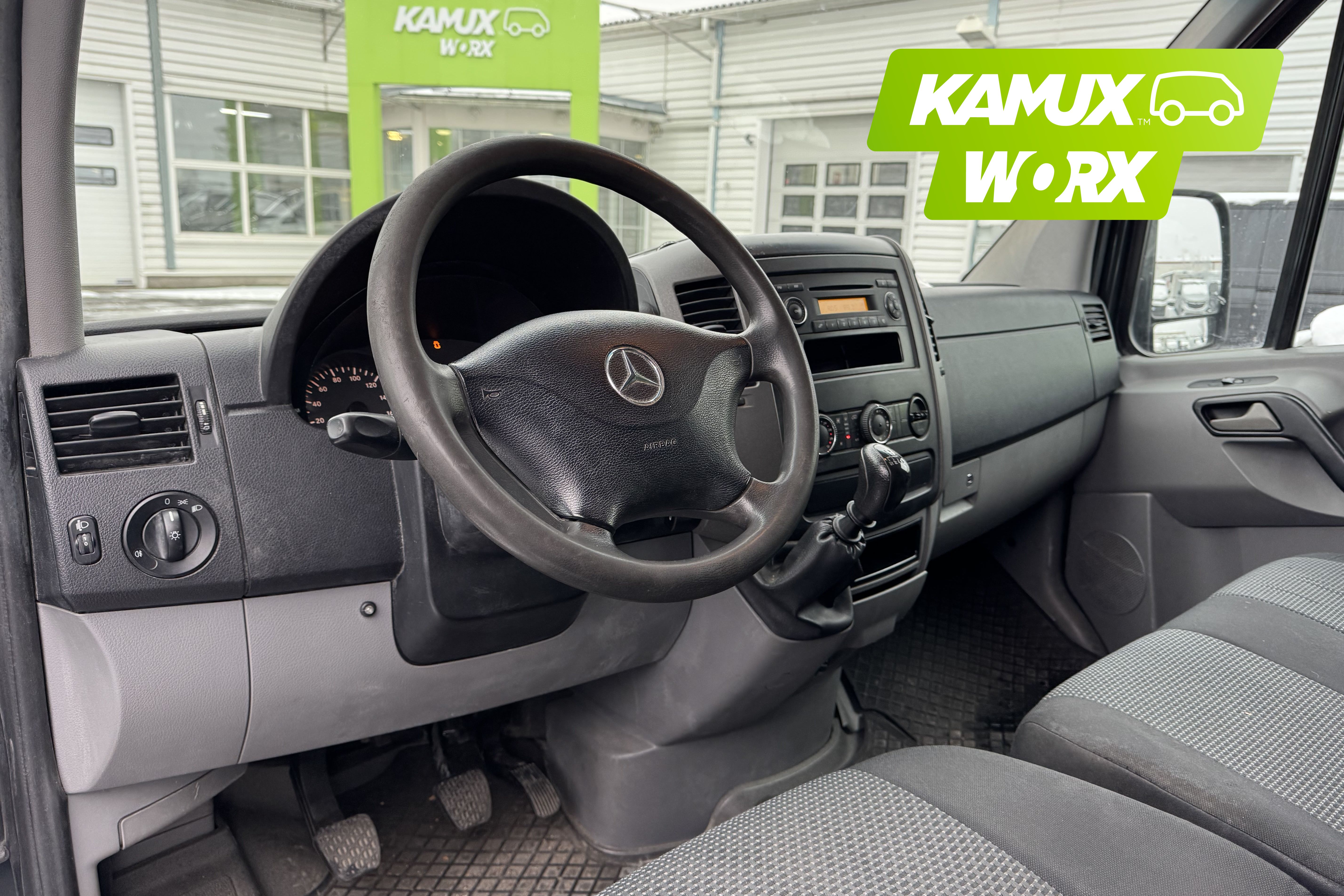 Mercedes-Benz Sprinter 2012