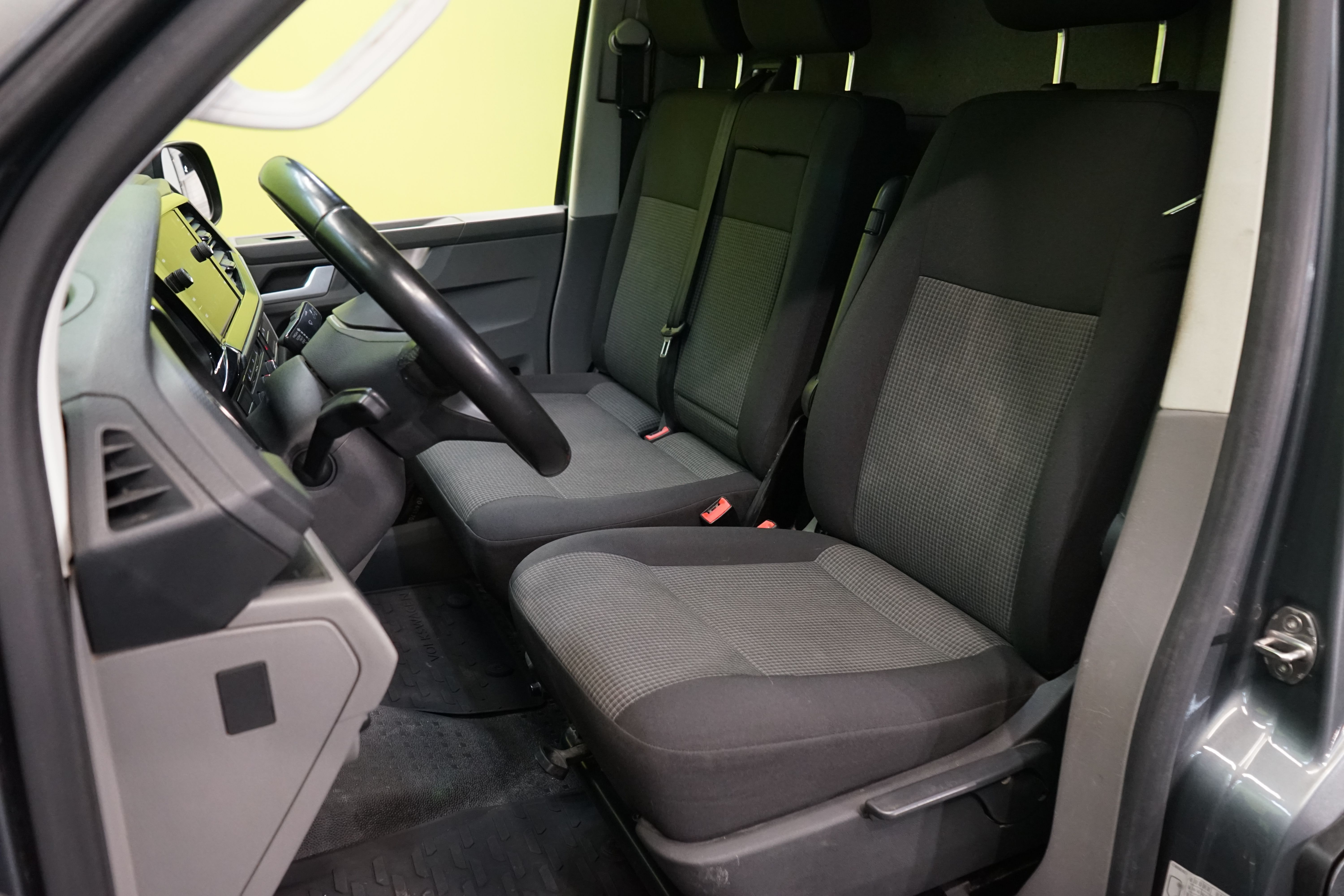 Volkswagen Transporter 2021